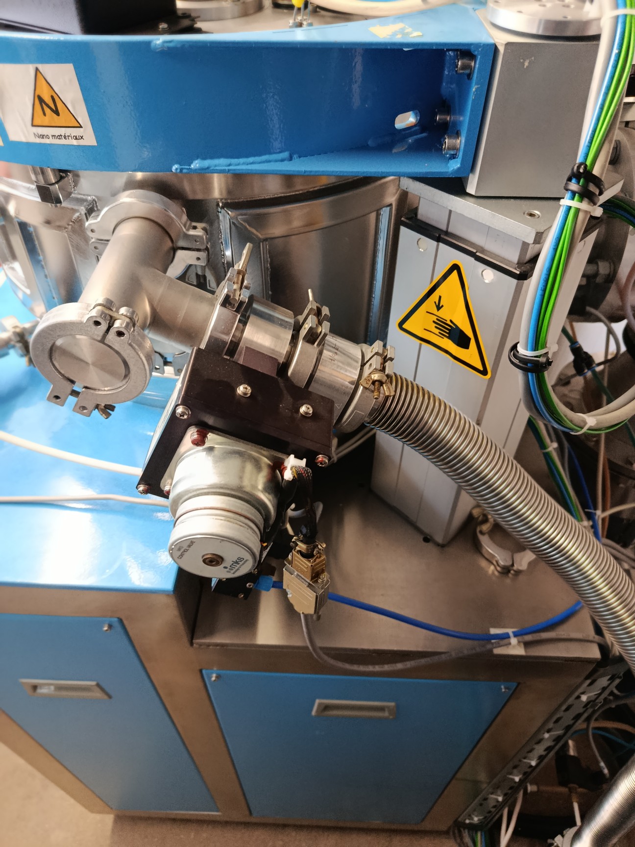 Image of Vacuum Deposition / CVD System – Multi-Component High-Vacuum Processing Assembly