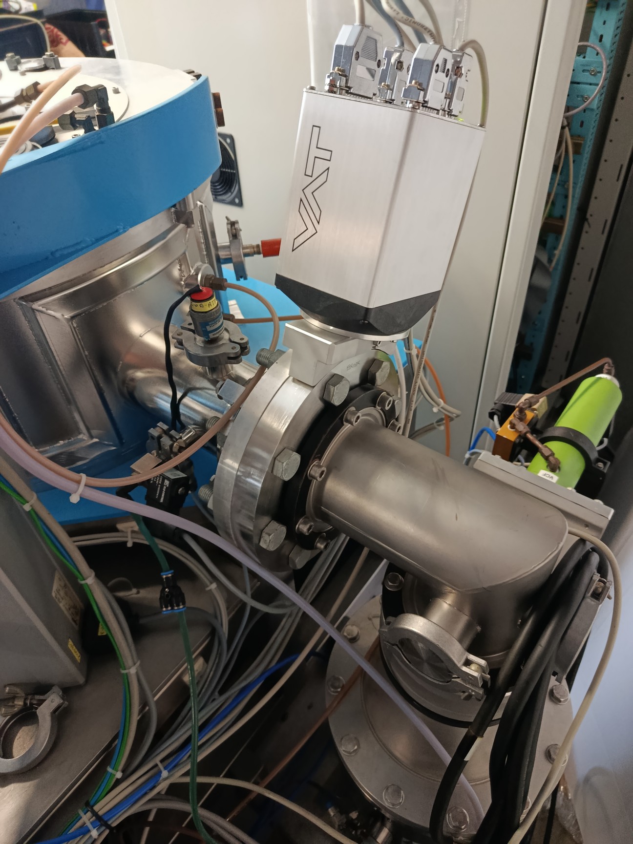 Image of Vacuum Deposition / CVD System – Multi-Component High-Vacuum Processing Assembly