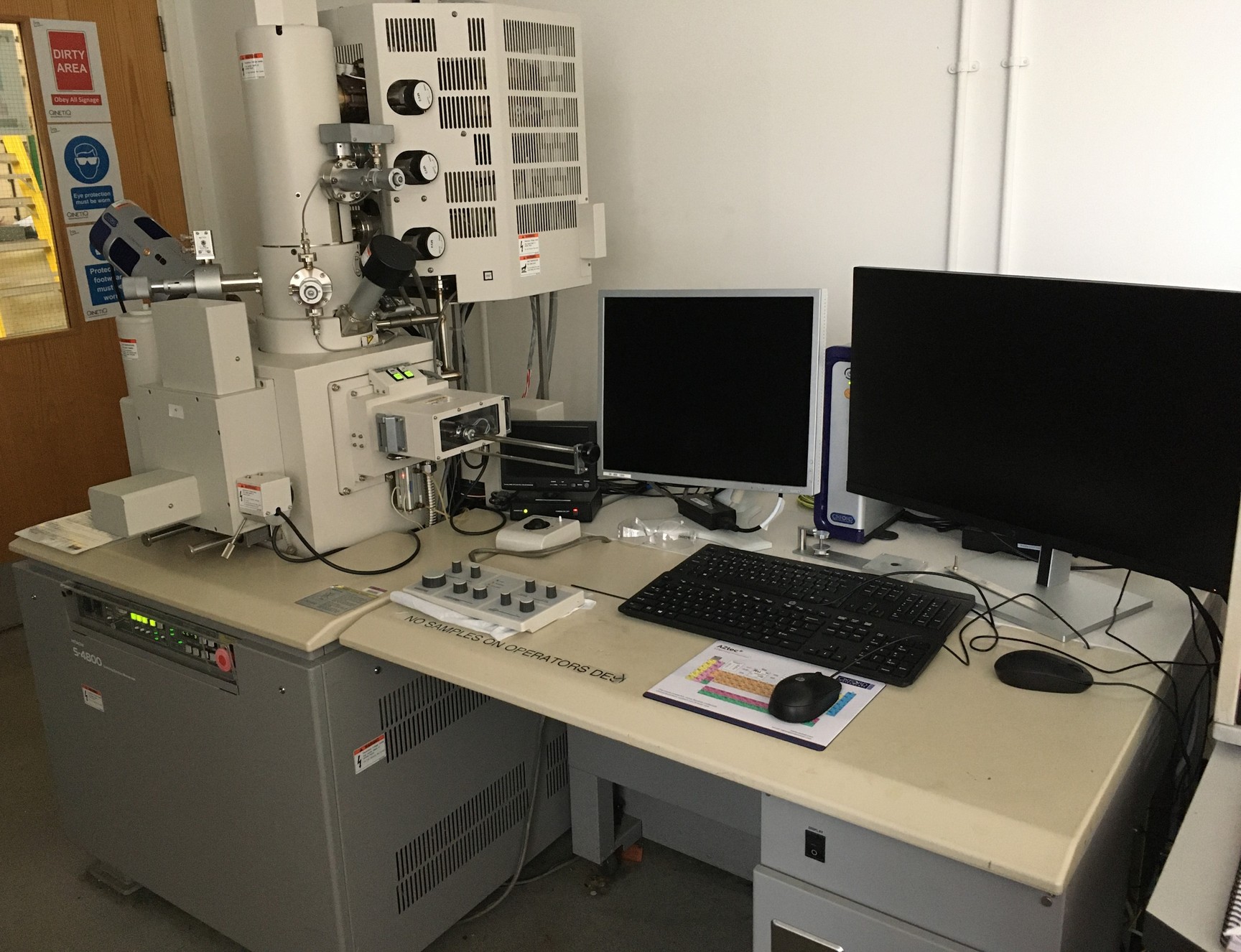 Image of Hitachi S-4800 Scanning Electron Microscope w/ Oxford Ultim Max 40 EDS SEM Lab