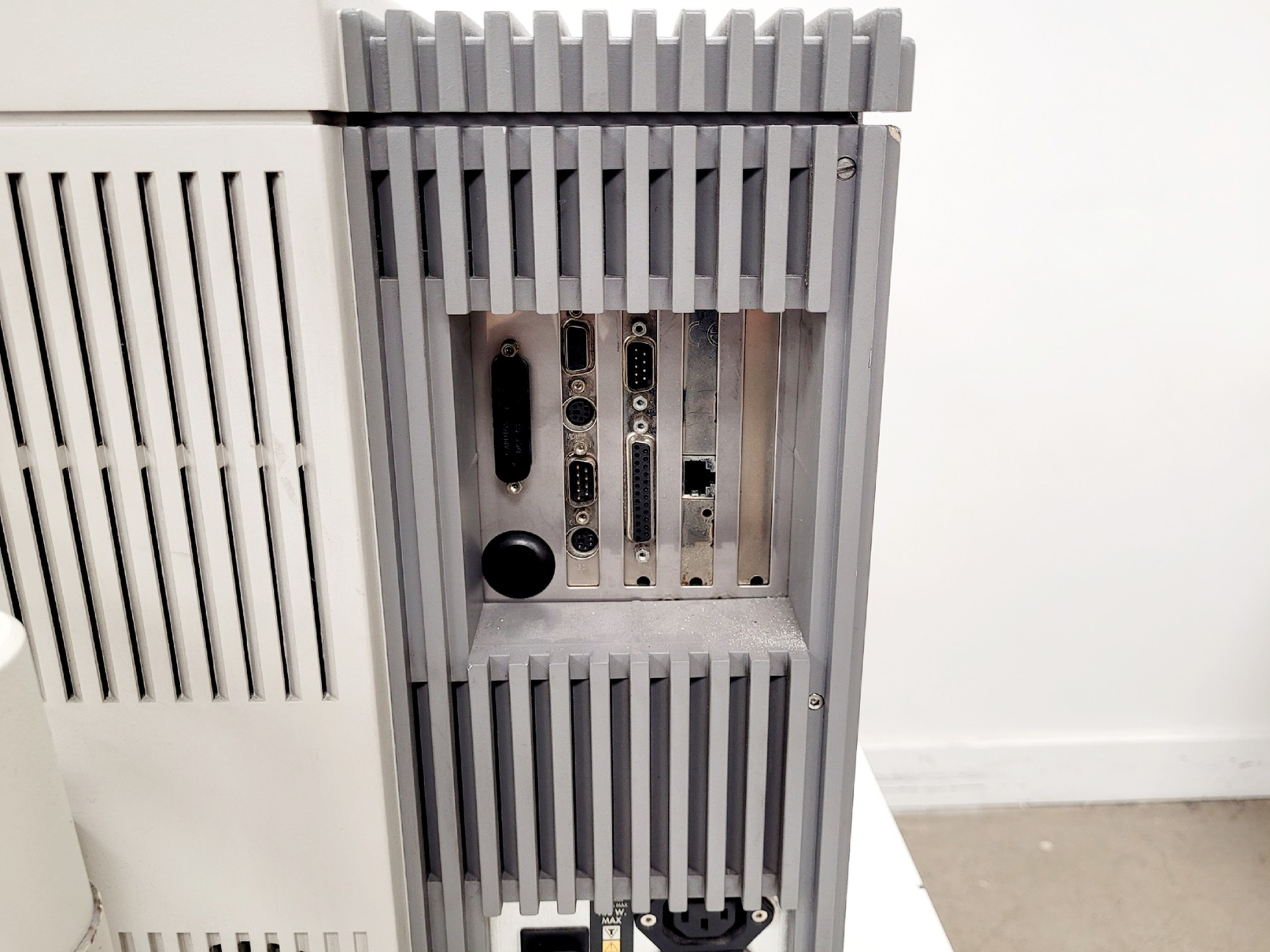 Image of Beckman Coulter 81600N Access 2 Immunoassay System