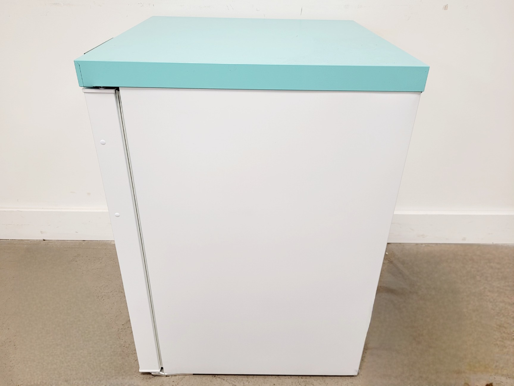 Image of Lec LSFSR158UK Lab Fridge