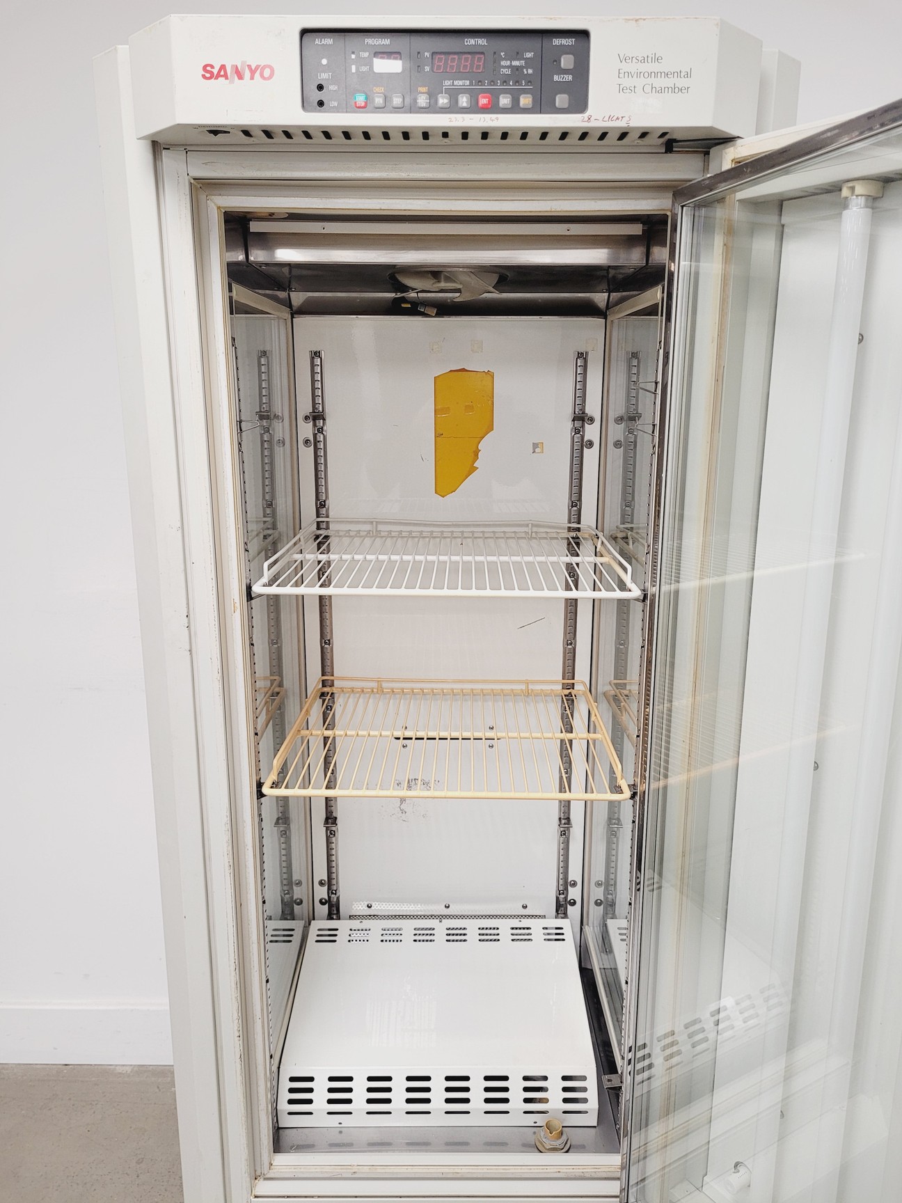 Image of Sanyo MLR-350HT Enviromental Test Chamber