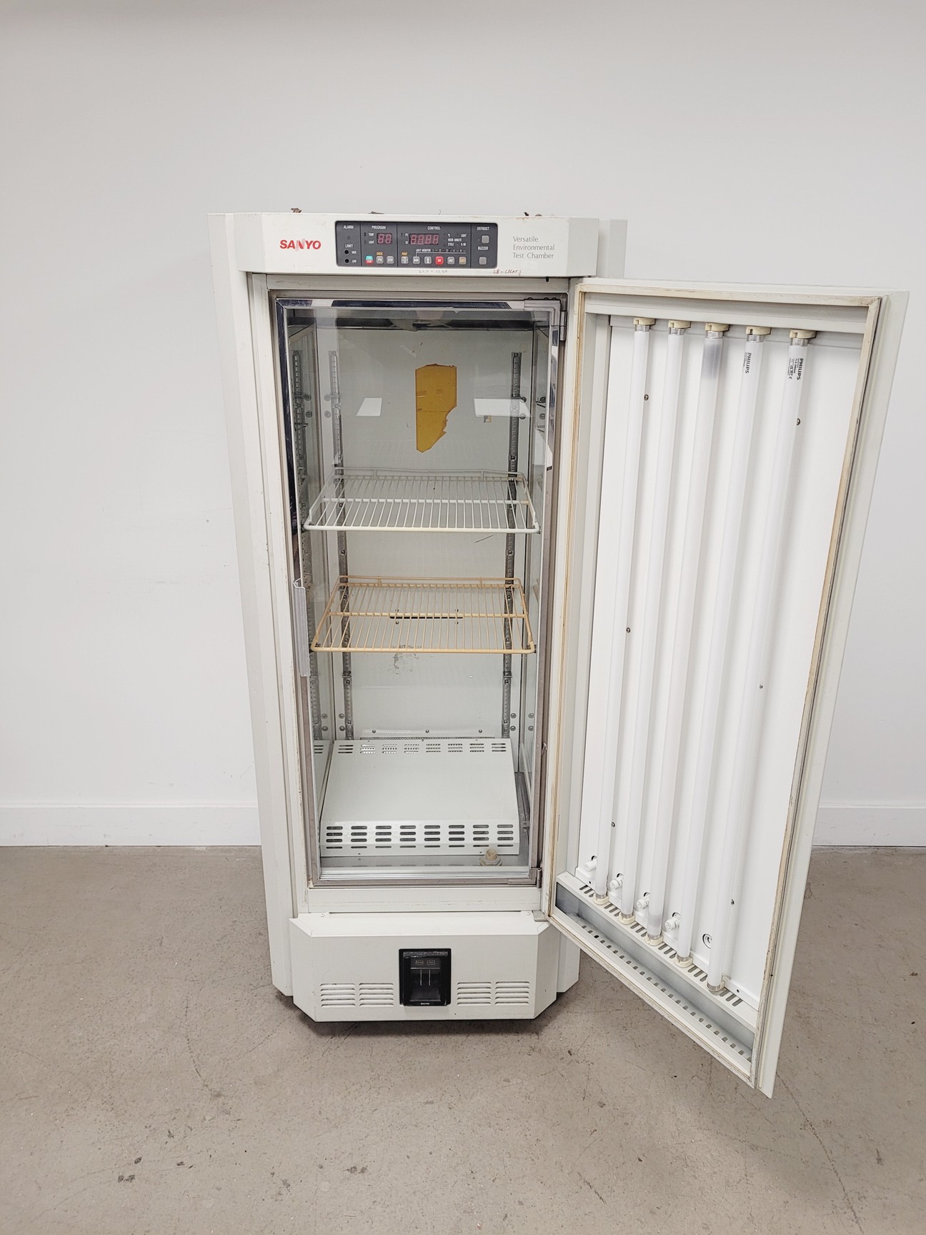Image of Sanyo MLR-350HT Enviromental Test Chamber