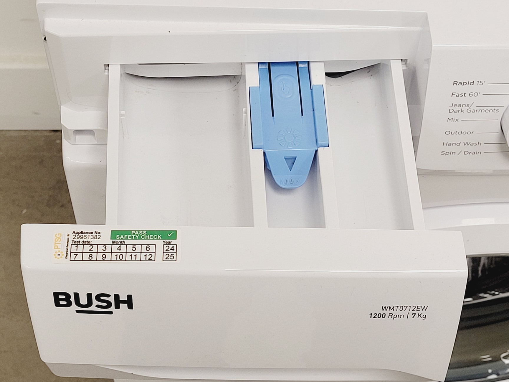 Image of Bush WMT0712EW Washing Machine