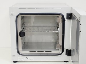 Thumbnail image of Binder BD 53 Bench-Top Microbiological Laboratory Incubator