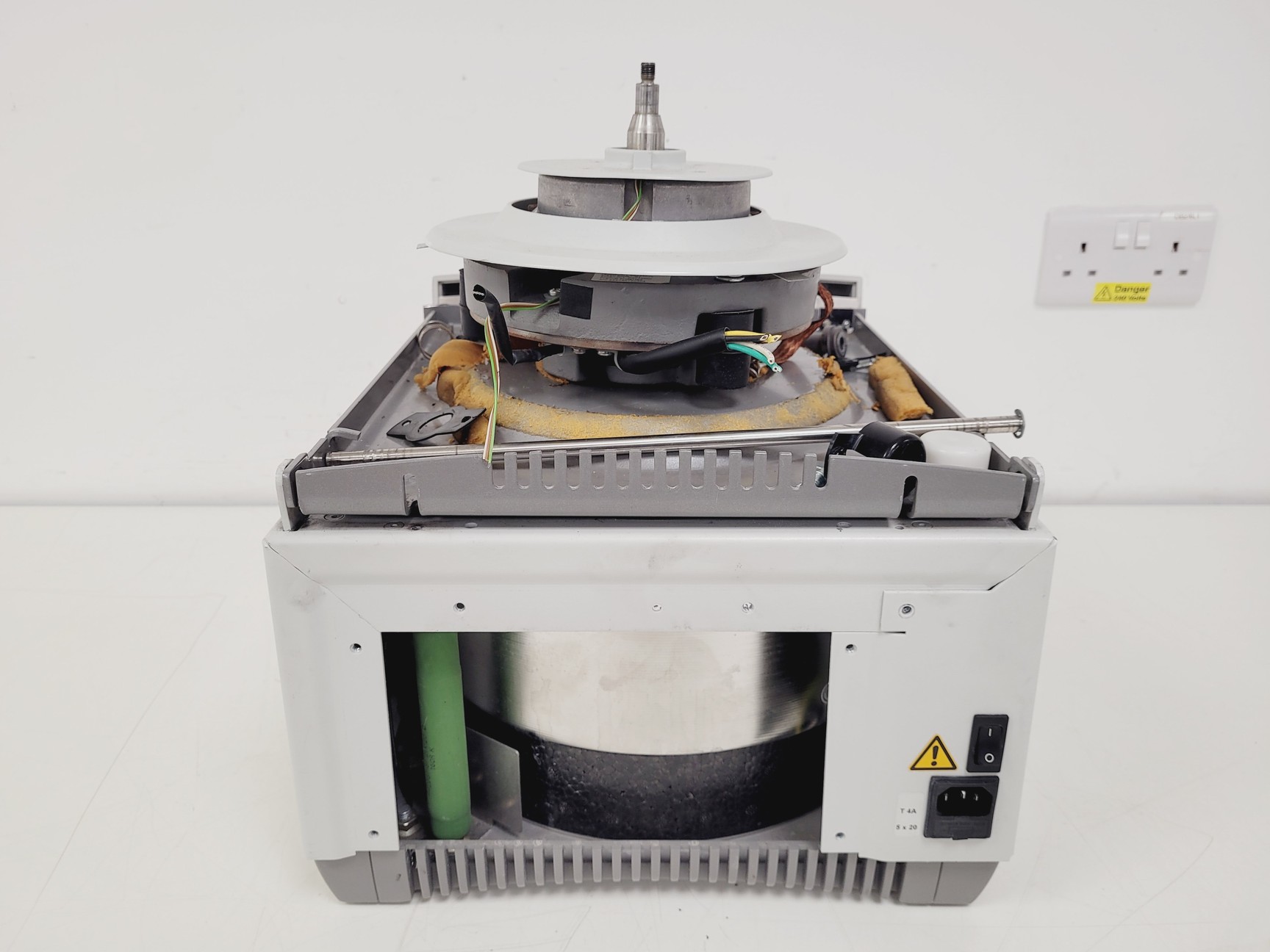 Image of Eppendorf 5430 Benchtop Centrifuge