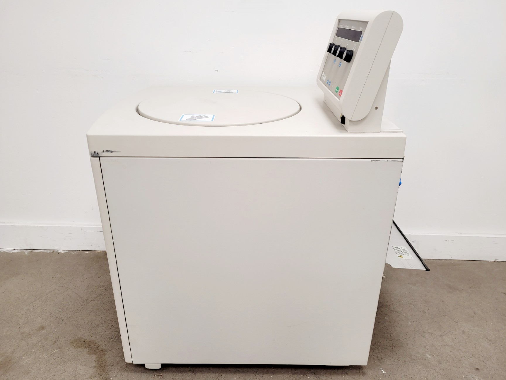 Image of Beckman Coulter J-25 Avanti Floor Standing Centrifuge