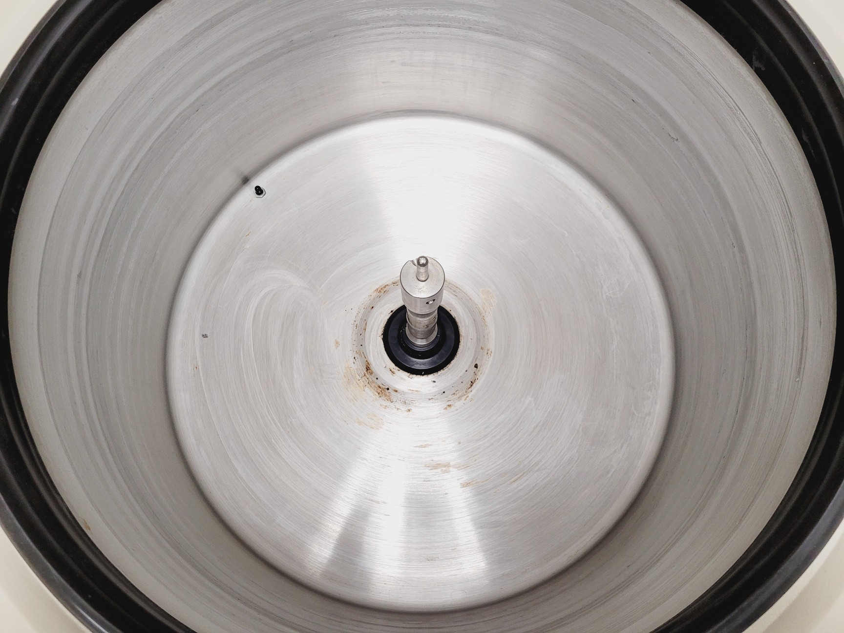 Image of Beckman Coulter J6-HC Floor Standing Centrifuge w/ JS-4.2 Rotor & 6 x Bucket Lab