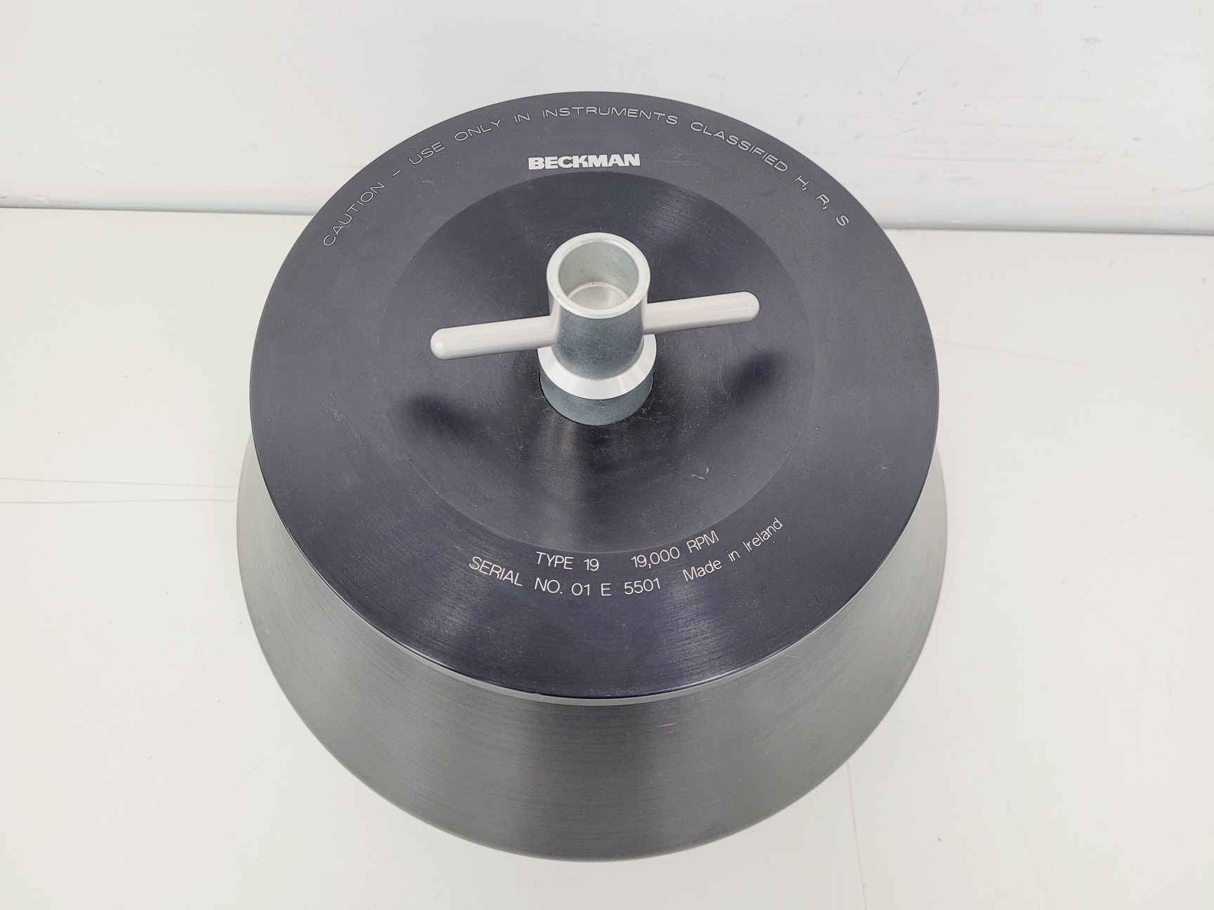 Image of Beckman Coulter L-100 XP Optima Ultracentrifuge w/ Type 19 & SW 32 Ti Rotor Lab