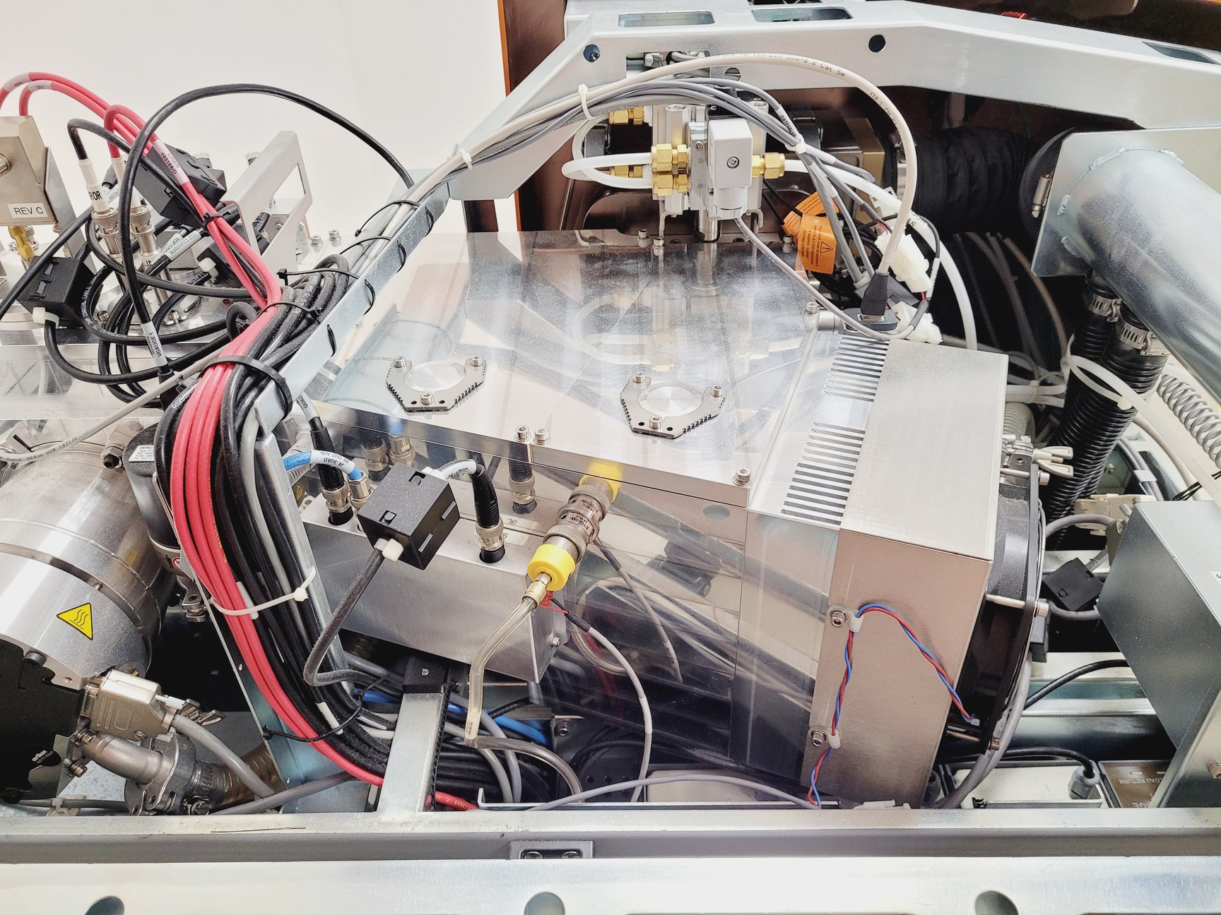 Image of DVS Sciences Inc CyTOF 2 Mass Cytometer