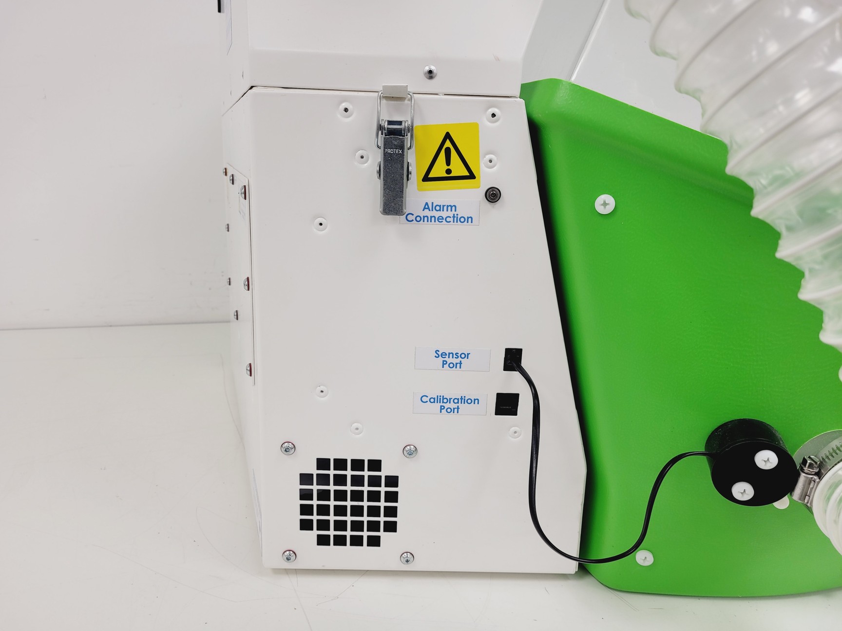 Image of Lab Bubble BUB-STY-GRN Safety Bubble Bench Mounted Fume Hood