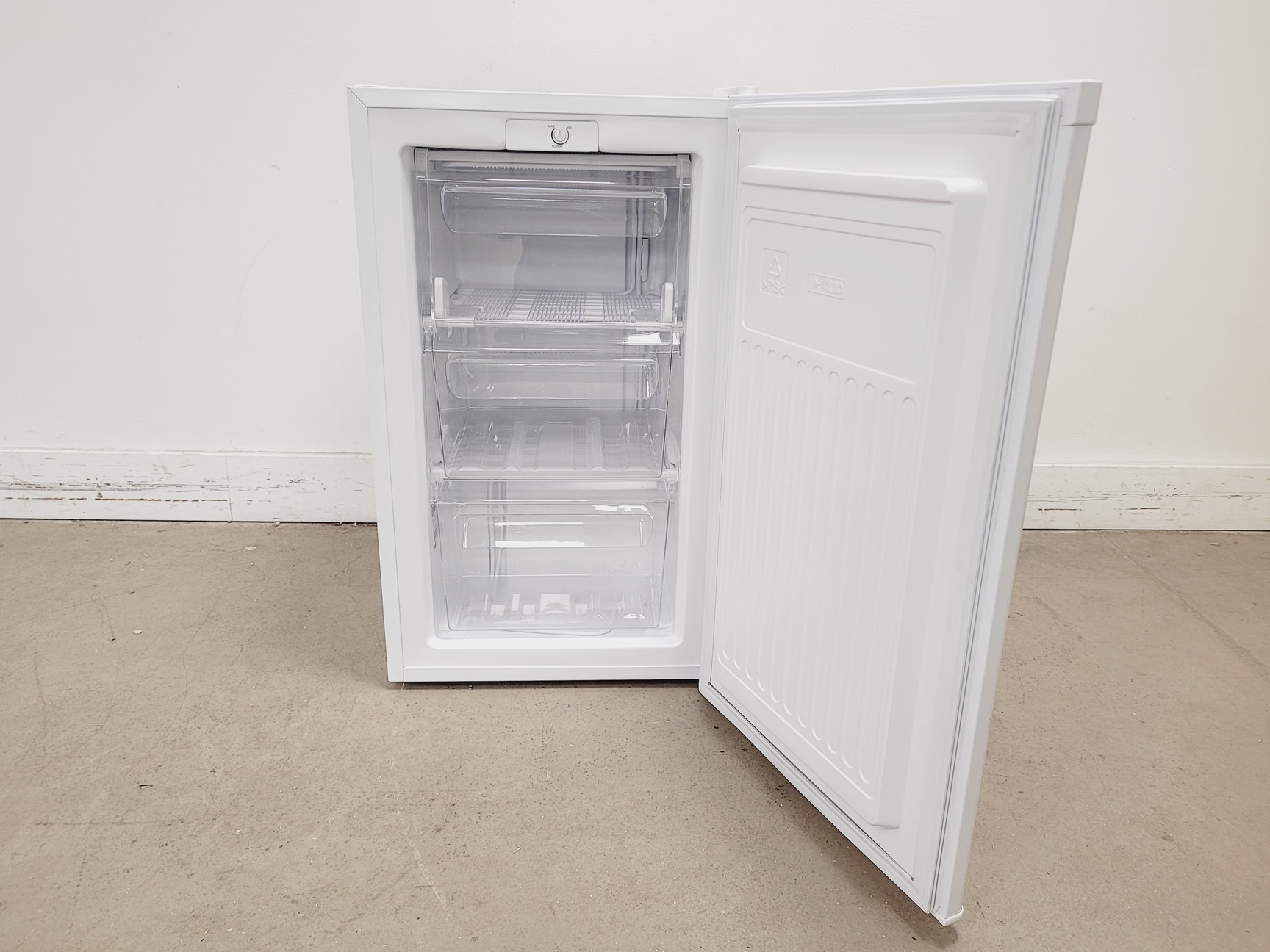 Image of Labcold RLVL03203 Lab Freezer