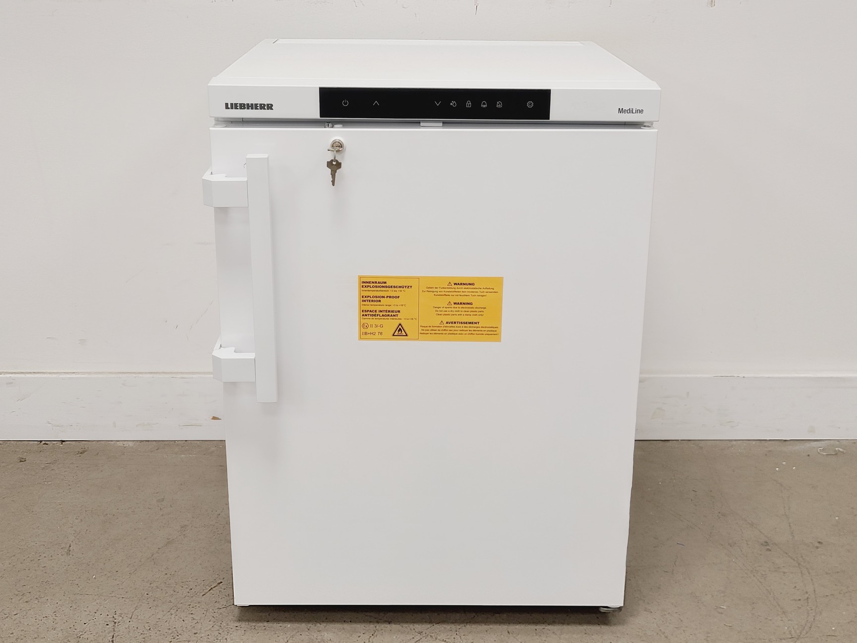 Image of Liebherr LKUexv 1610 Lab Fridge