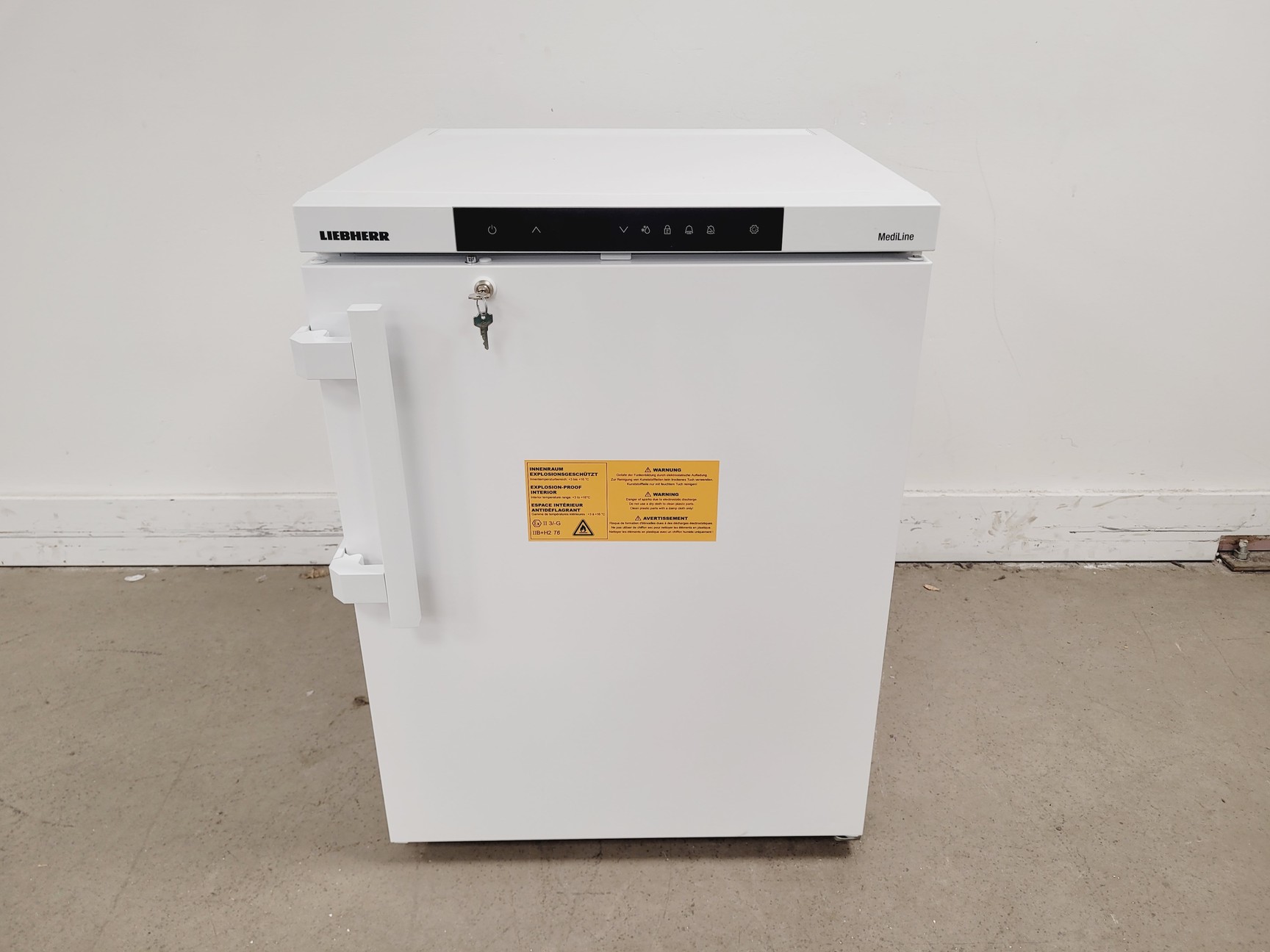 Image of Liebherr LKUexv 1610 Lab Fridge