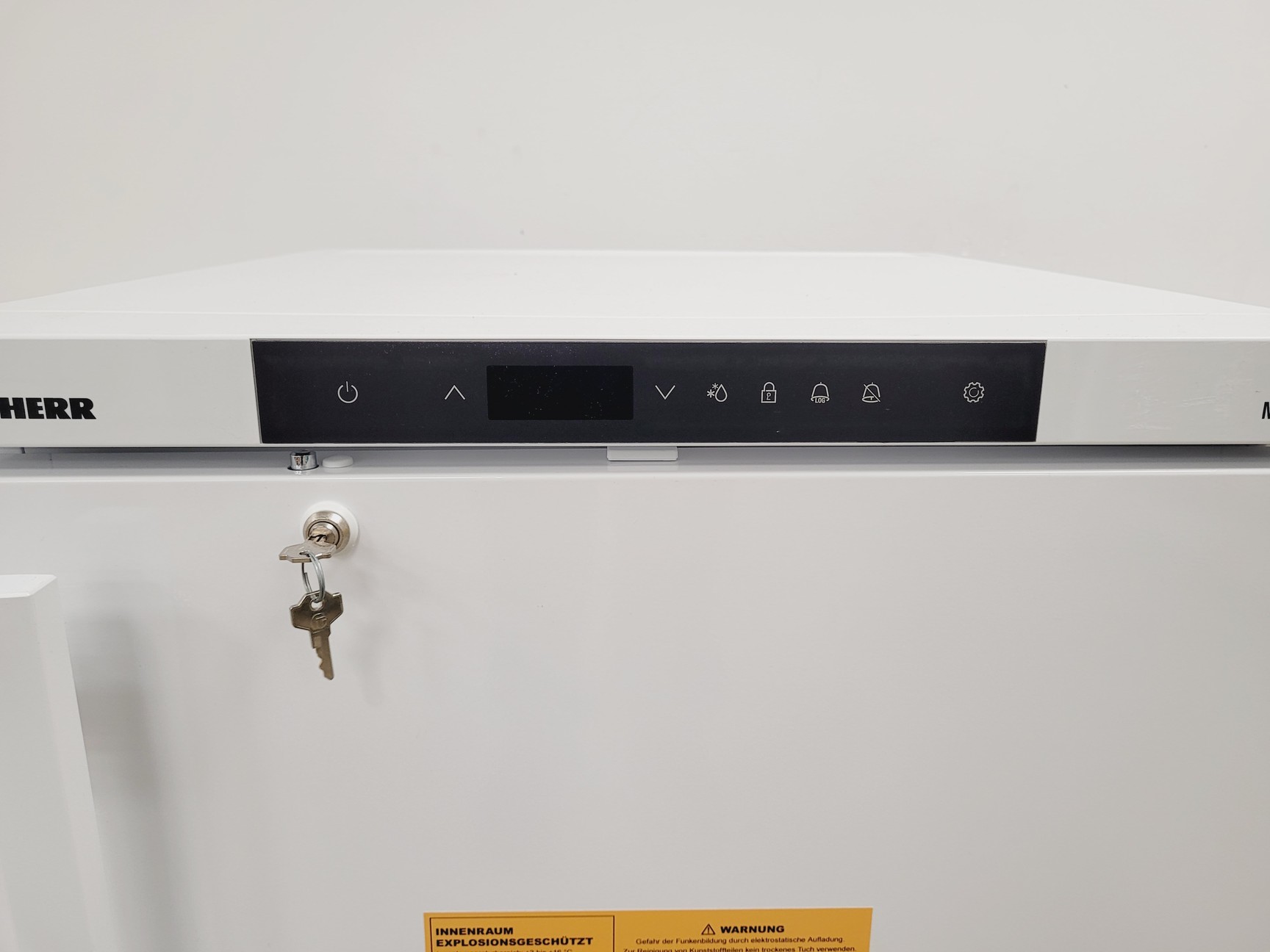 Image of Liebherr LKUexv 1610 Lab Fridge