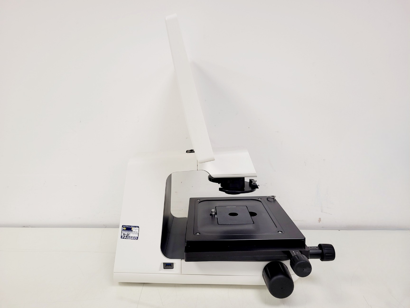 Image of Thermo Fisher Scientific invitrogen EVOS M5000 Microscope