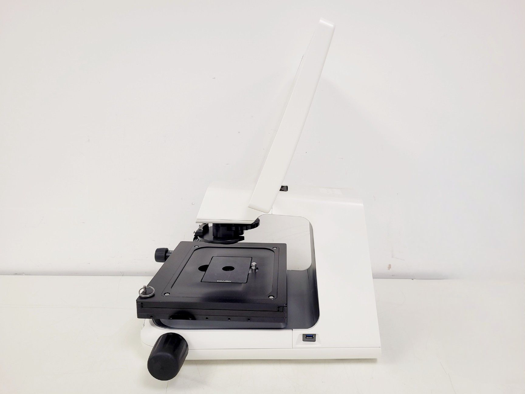 Image of Thermo Fisher Scientific invitrogen EVOS M5000 Microscope