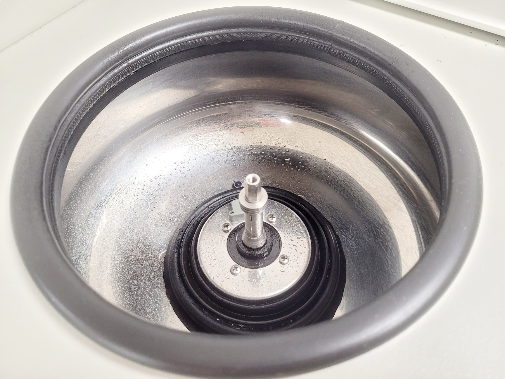 Image of Sigma 3K15 Benchtop Centrifuge