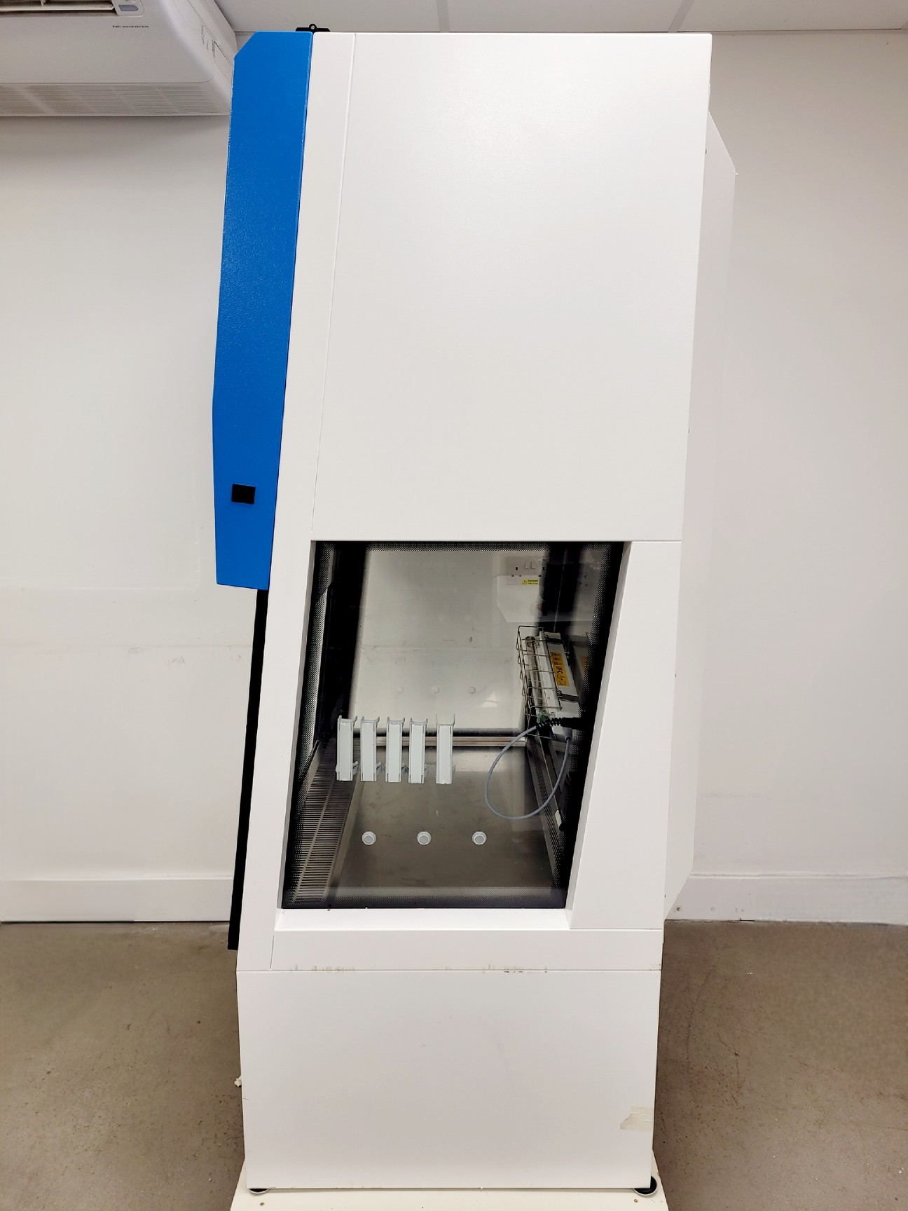 Image of Faster-Air CytoFAST Elite 209 Class II Safety Cabinet Lab