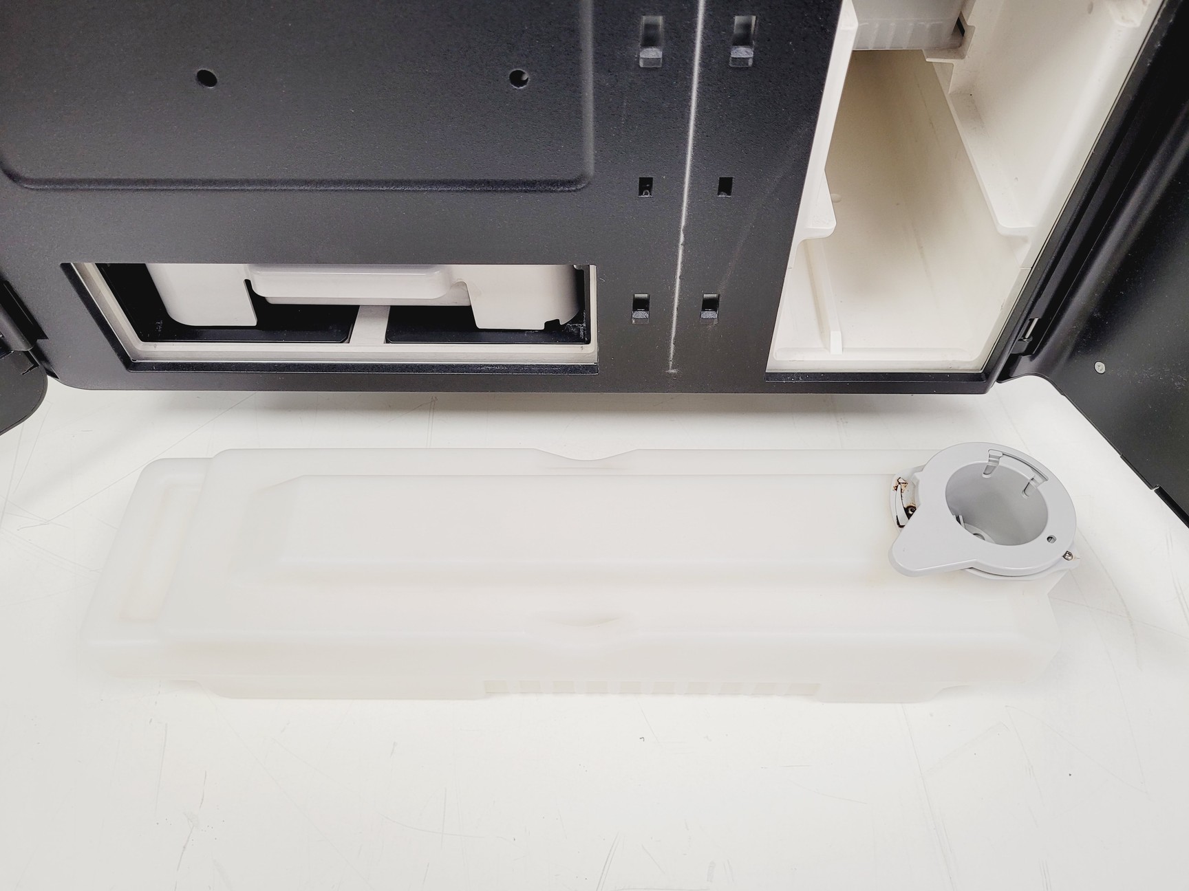 Image of Illumina NextSeq 500 DNA Sequencer Lab