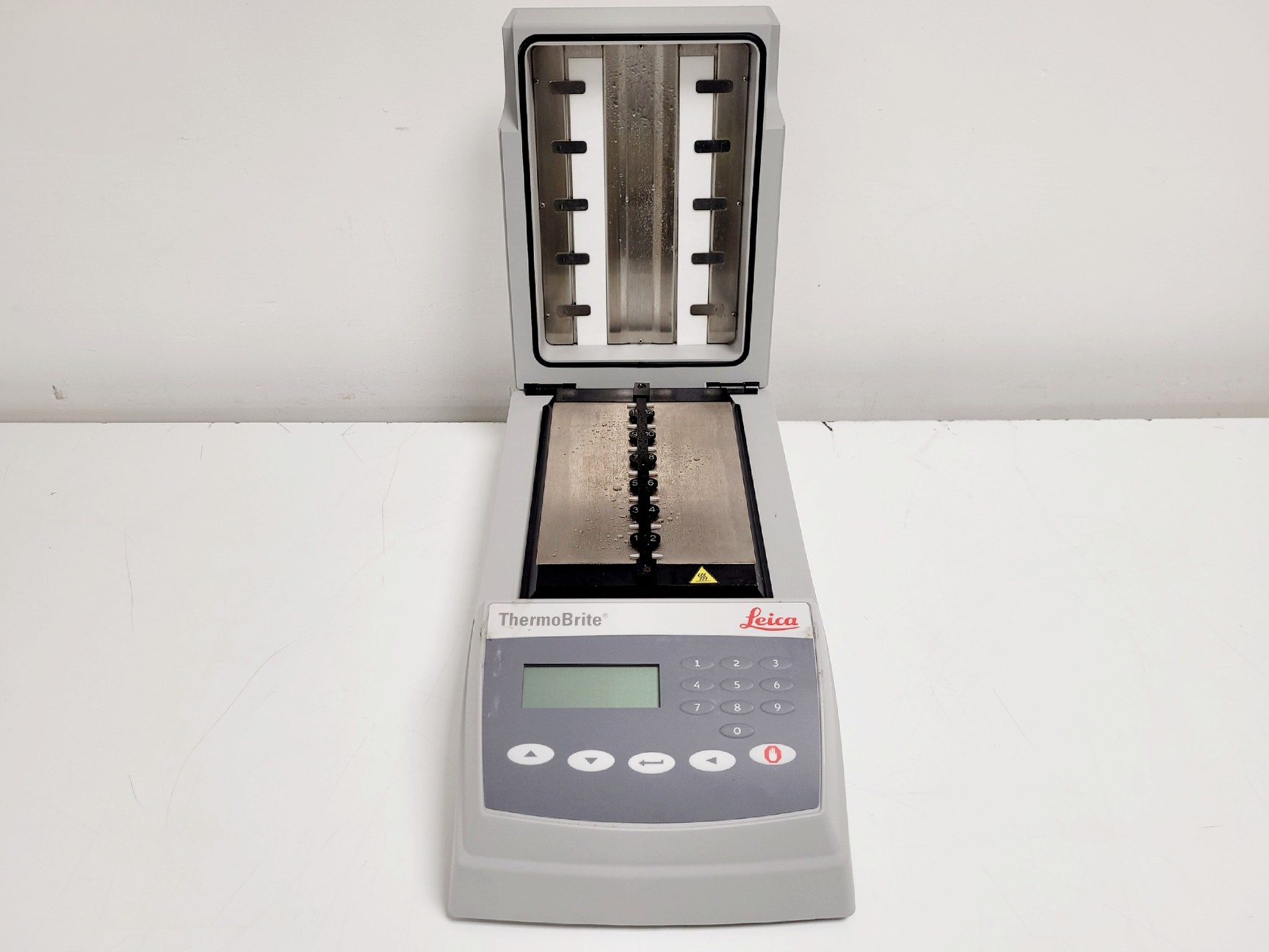 Image of Leica ThermoBrite S500-24 Slide Denaturation Hybridisation System 2018