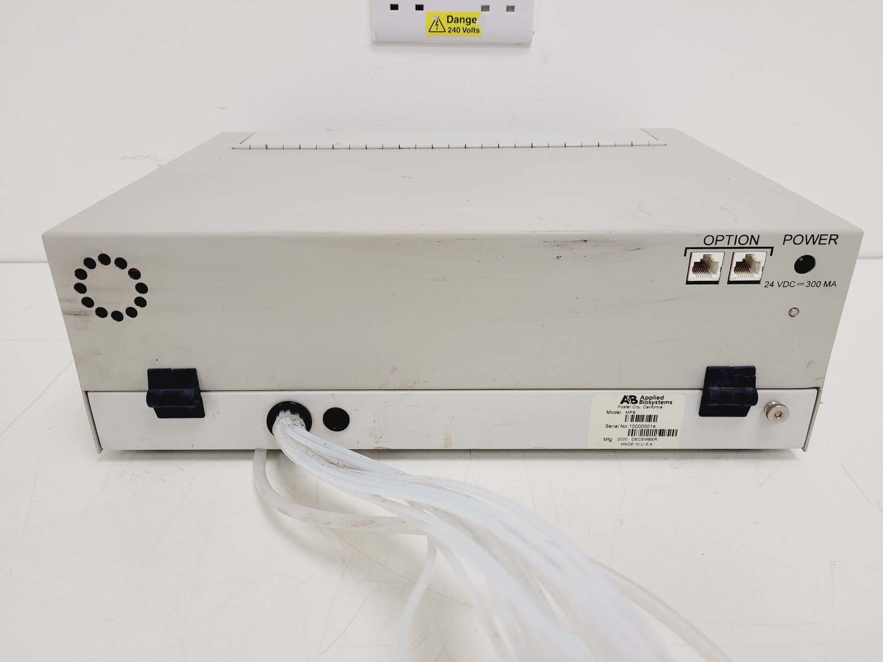 Image of Applied Biosystems PerSeptive Biosystems Pioneer Peptide Synthesis System Lab