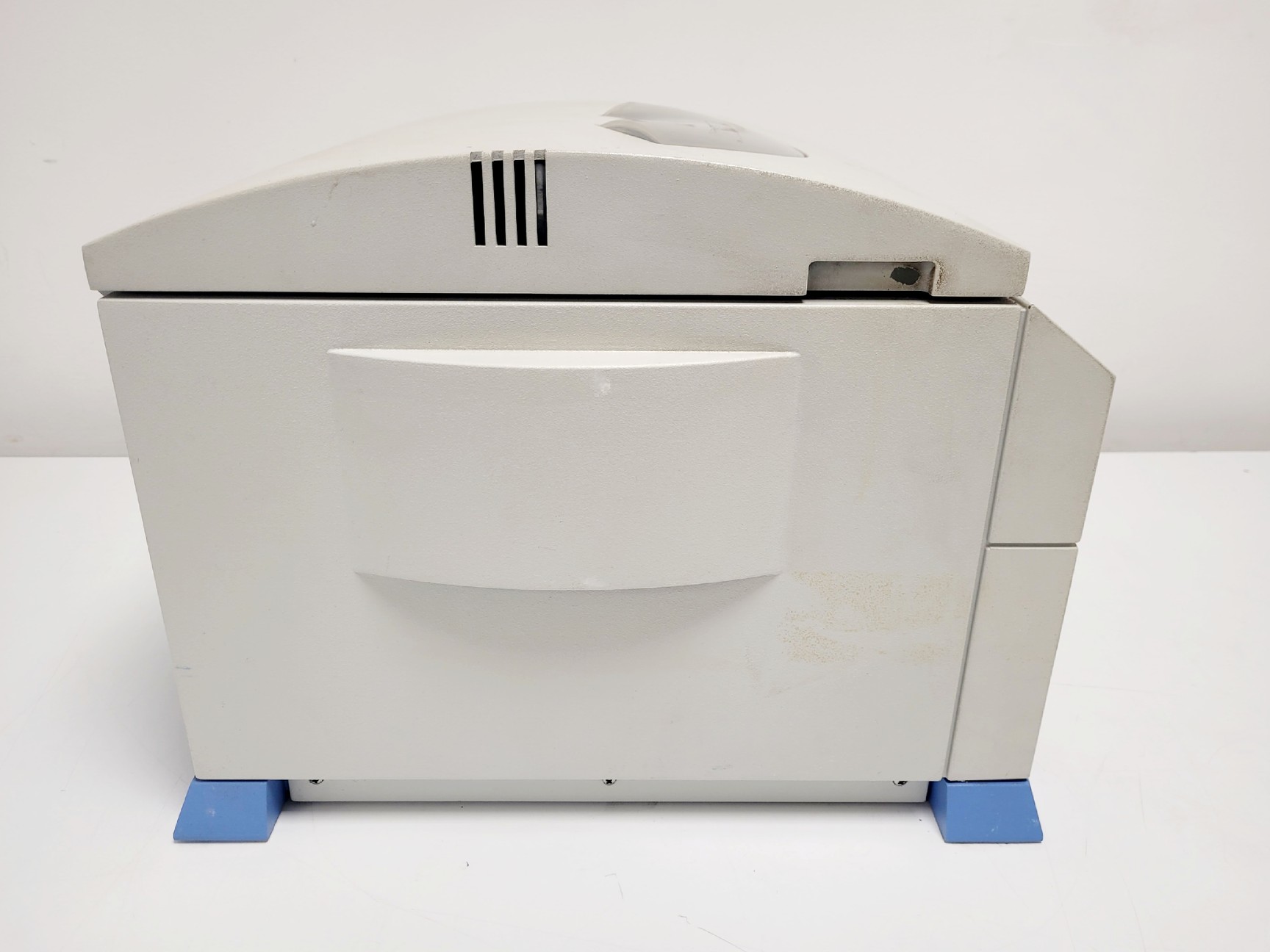 Image of ThermoSavant SPDSpeedVac SPD111V-230 Vacuum Concentrator