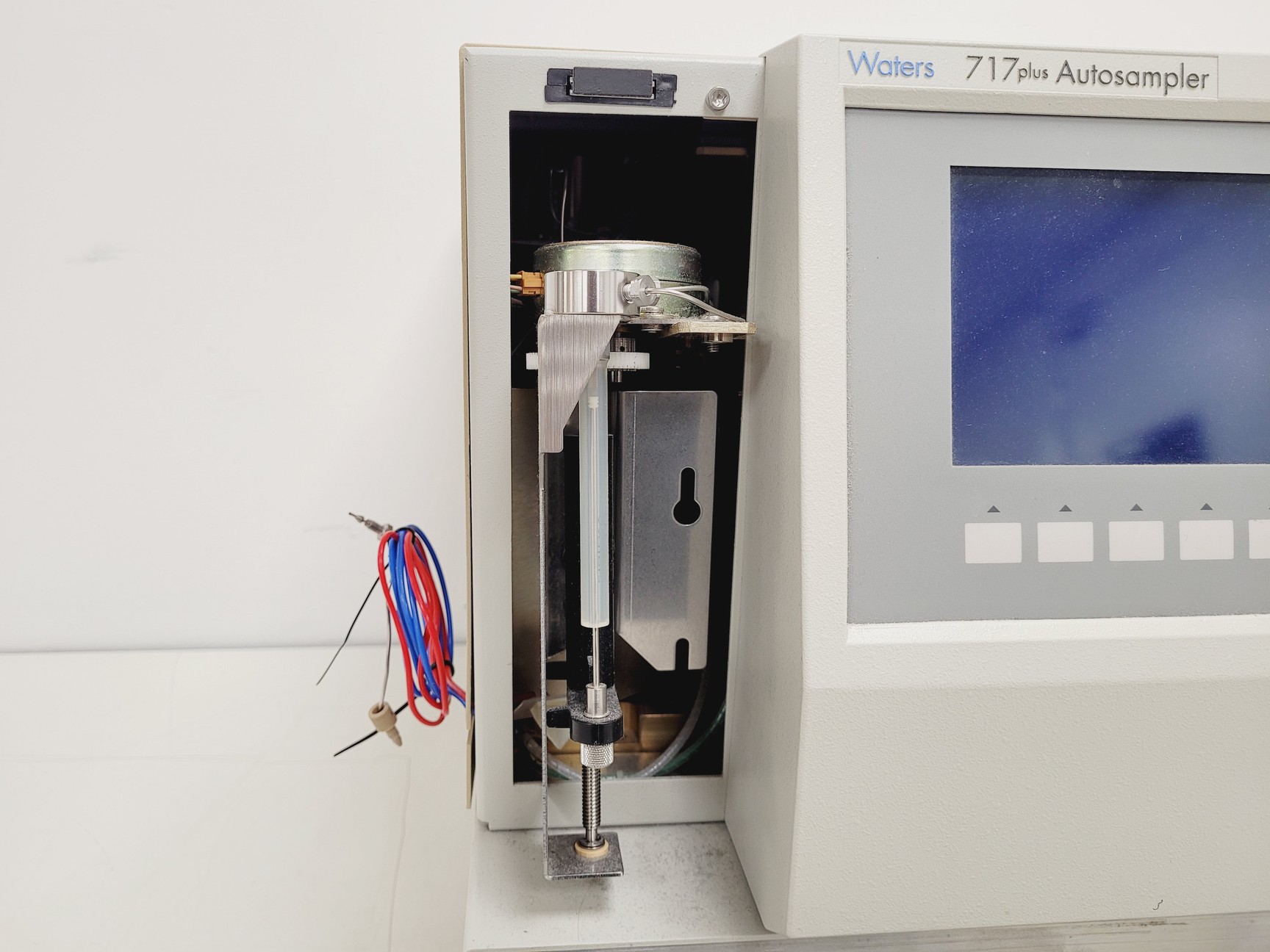 Image of Waters HPLC System 717plus, 486 TAD, 2487 Detector, 1525 Binary Pump Lab