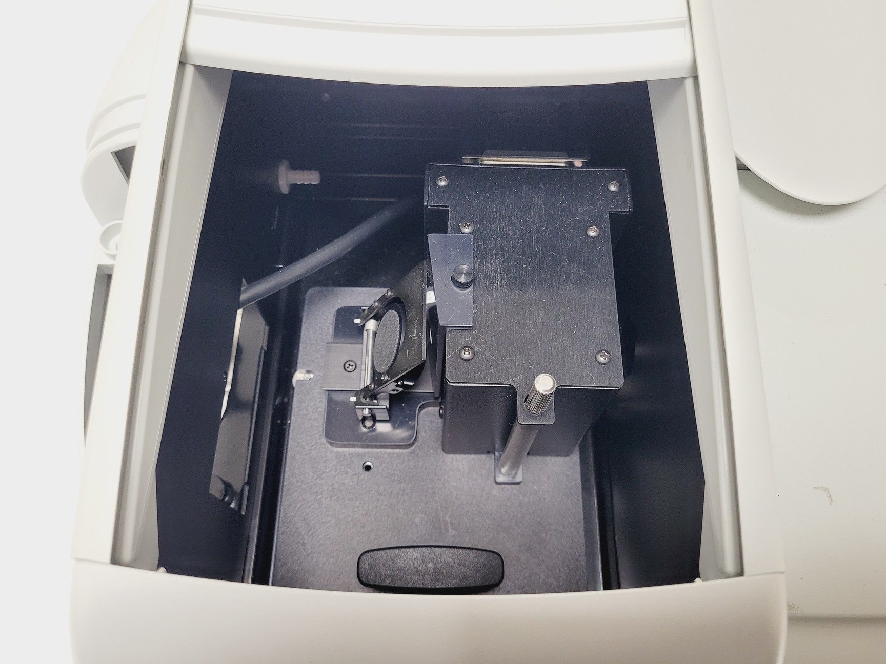 Image of Thermo Scientific Evolution 220 UV-Visible Spectrophotometer