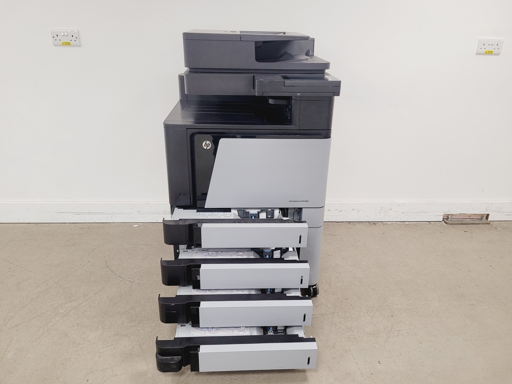 Image of HP Colour Laser Jet Flow MFP M880 Series Printer