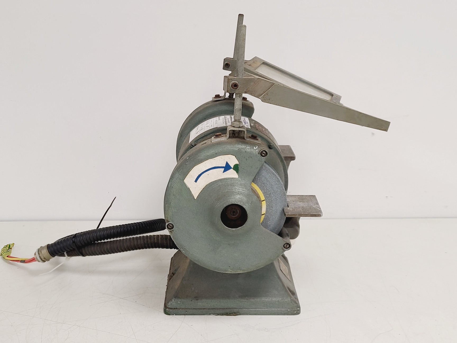 Image of Selecta 6" Bench Grinder