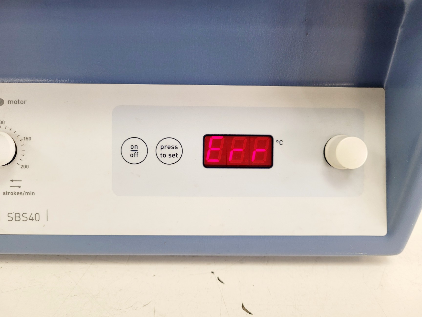 Image of Stuart SBS40 Shaking Water Bath