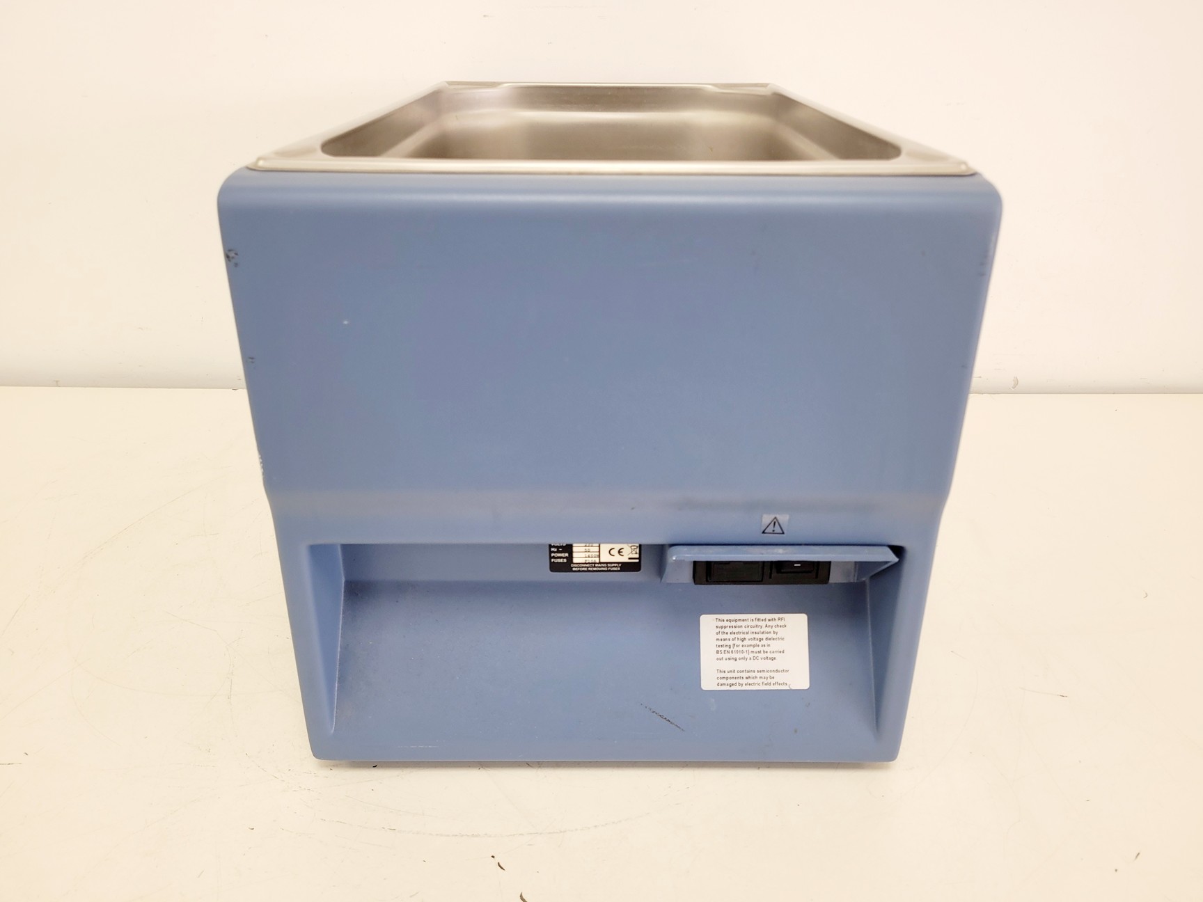 Image of Stuart SBS40 Shaking Water Bath