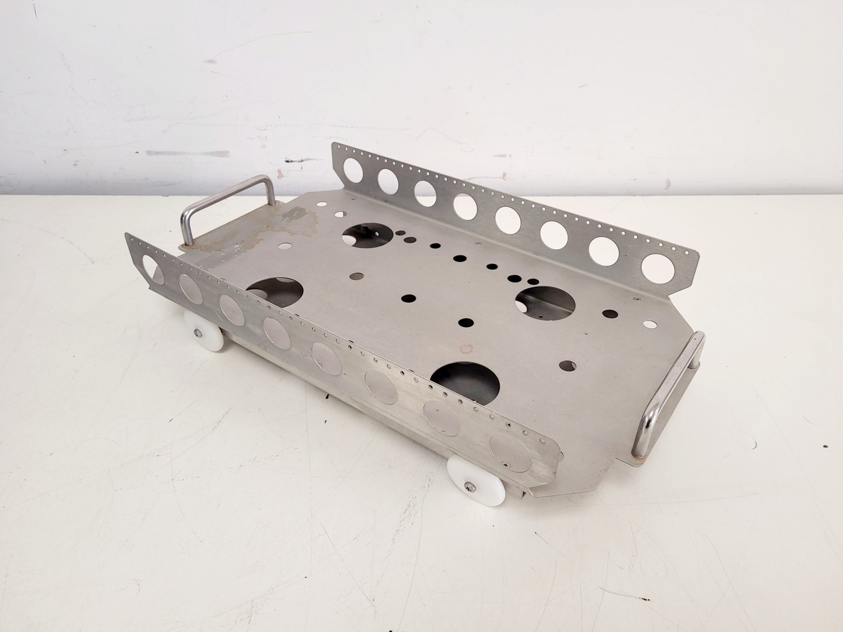 Image of Stuart SBS40 Shaking Water Bath