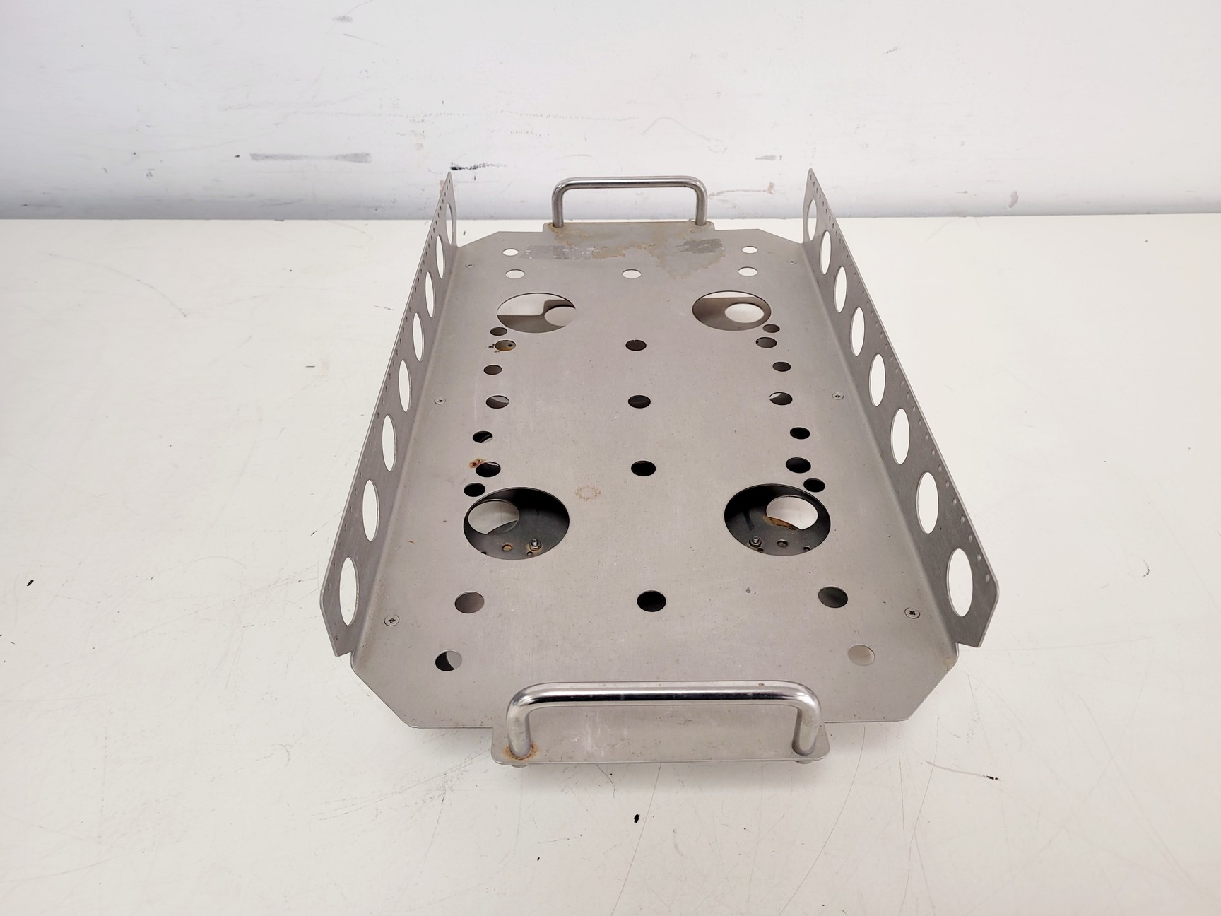 Image of Stuart SBS40 Shaking Water Bath