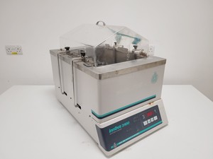 Thumbnail image of New Brunswick Innova 3100 Shaking Water Bath