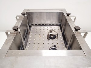 Thumbnail image of New Brunswick Innova 3100 Shaking Water Bath