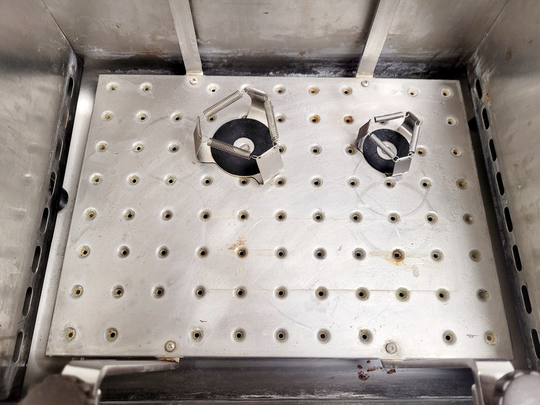 Image of New Brunswick Innova 3100 Shaking Water Bath