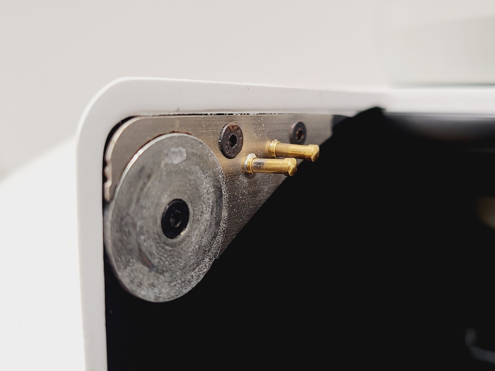 Image of Renishaw InVia Raman Microscope System w/ 514nm & 785nm Lasers and Accessories