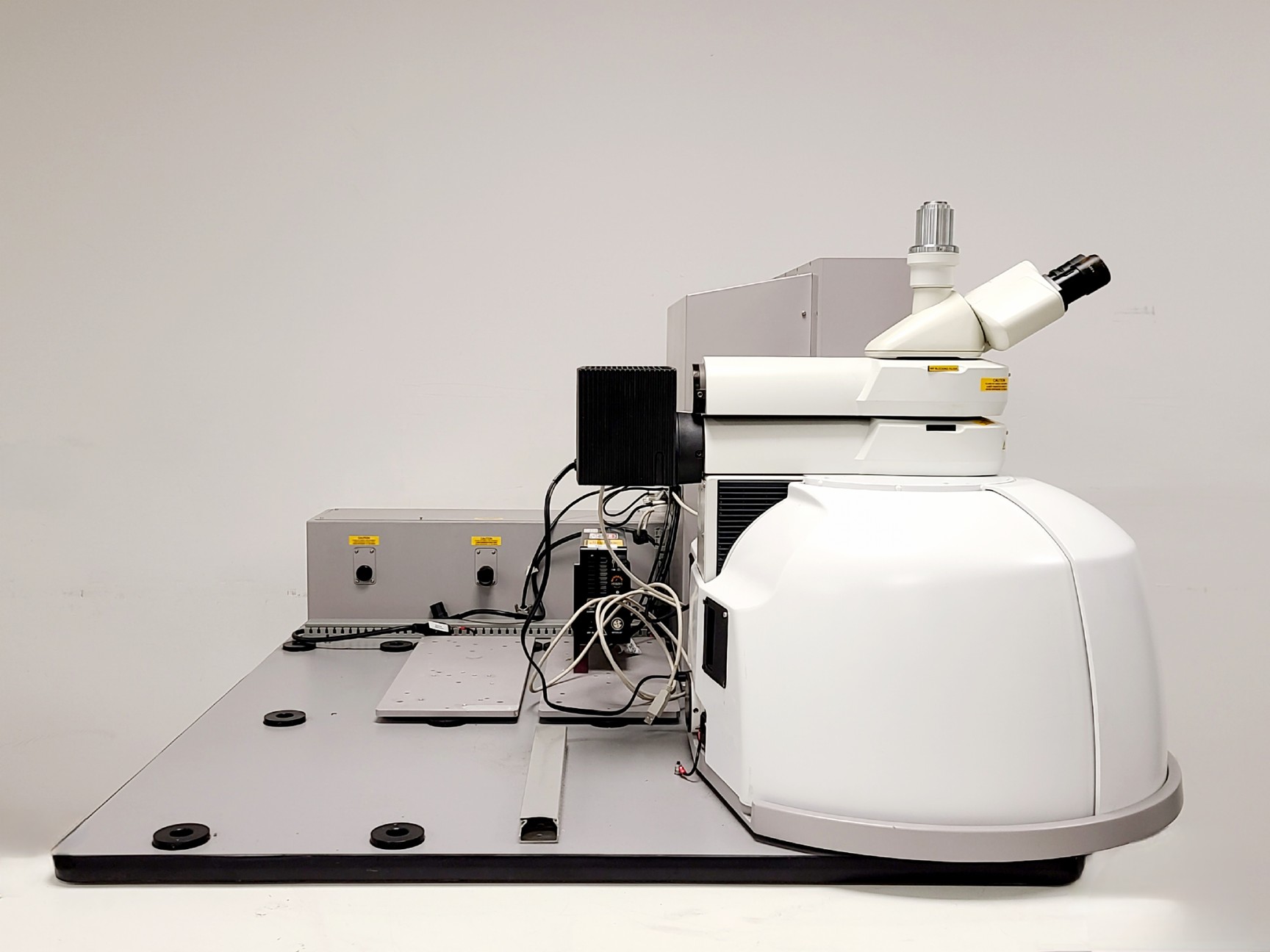 Image of Renishaw InVia Raman Microscope System w/ 514nm & 785nm Lasers and Accessories