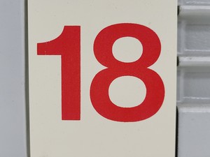 Thumbnail image of Vacuum Chamber/Tank with Edwards Pump E1M18 & Internal Enclosure 600 kg 