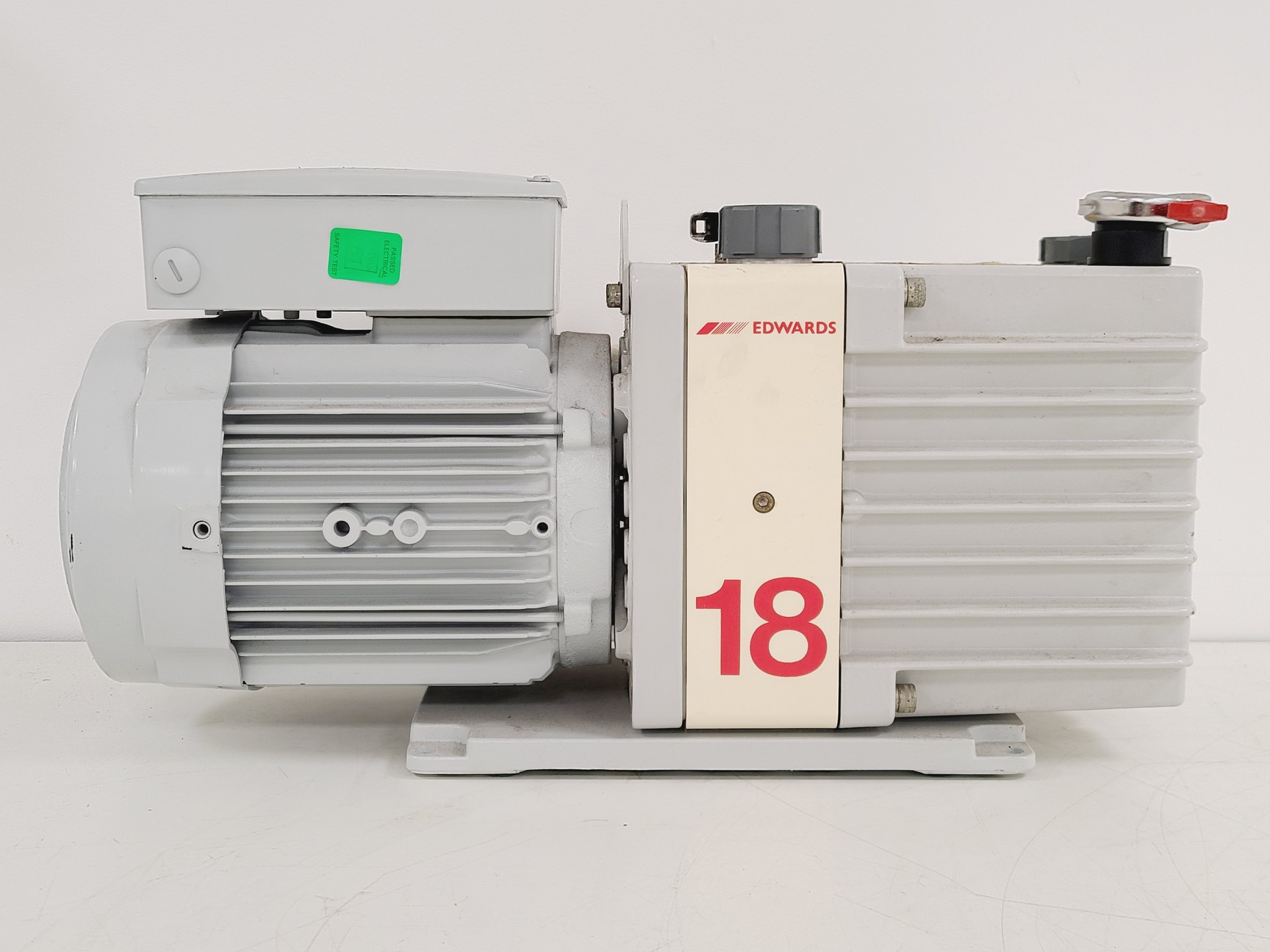 Image of Vacuum Chamber/Tank with Edwards Pump E1M18 & Internal Enclosure 600 kg 