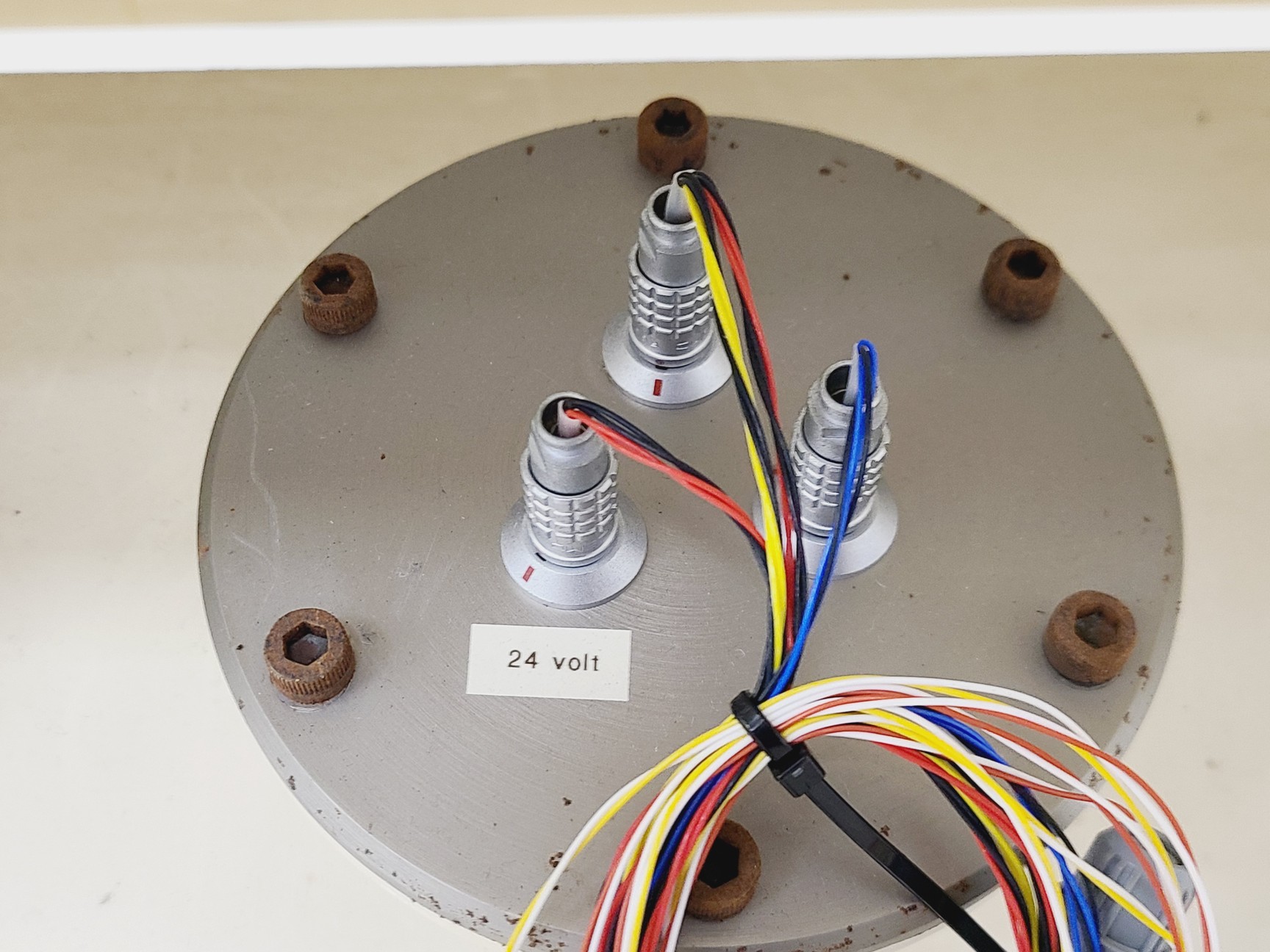 Image of Vacuum Chamber/Tank with Edwards Pump E1M18 & Internal Enclosure 600 kg 