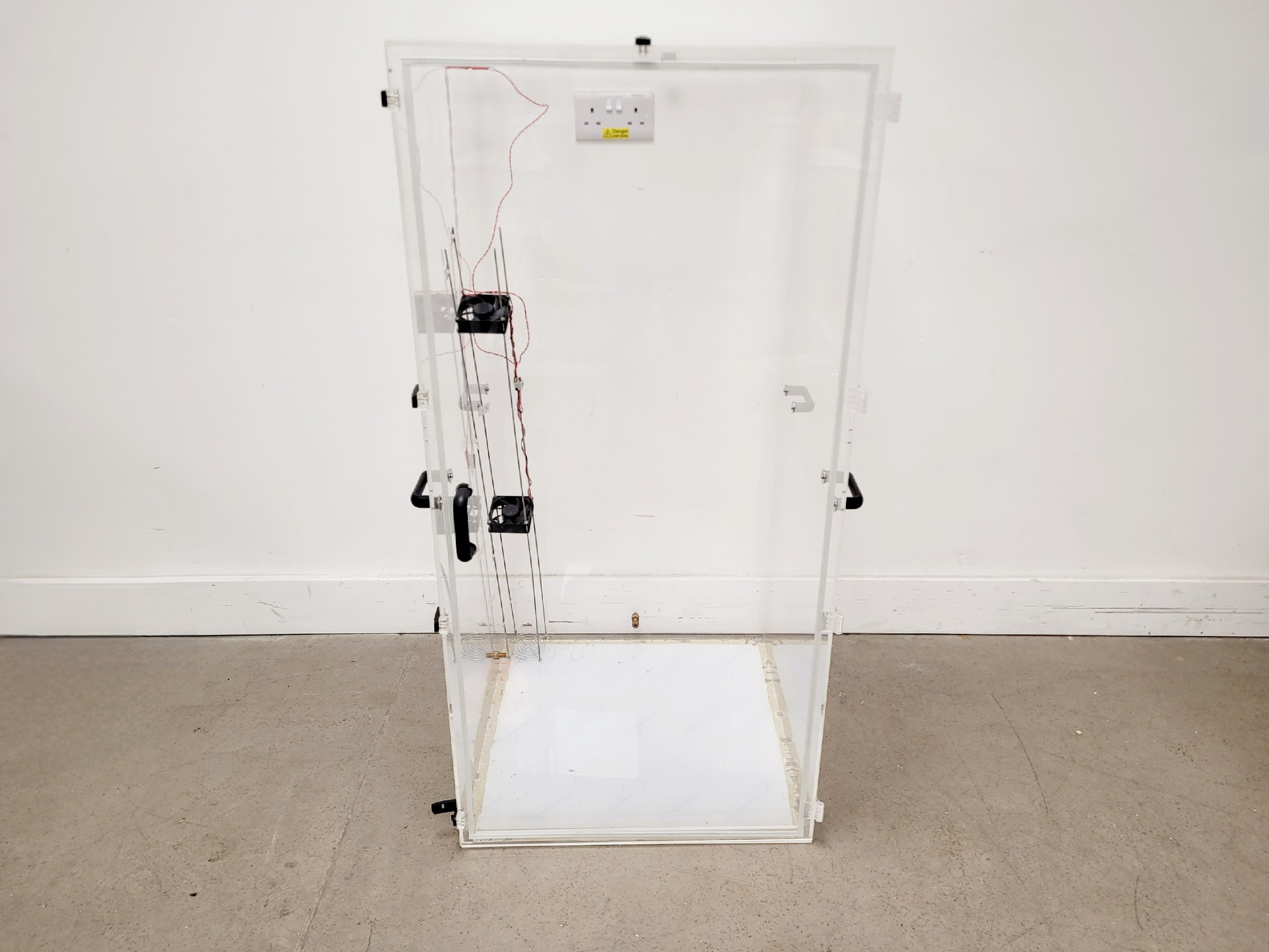 Image of Perspex Test Chamber 65 x 65 x 126 cm
