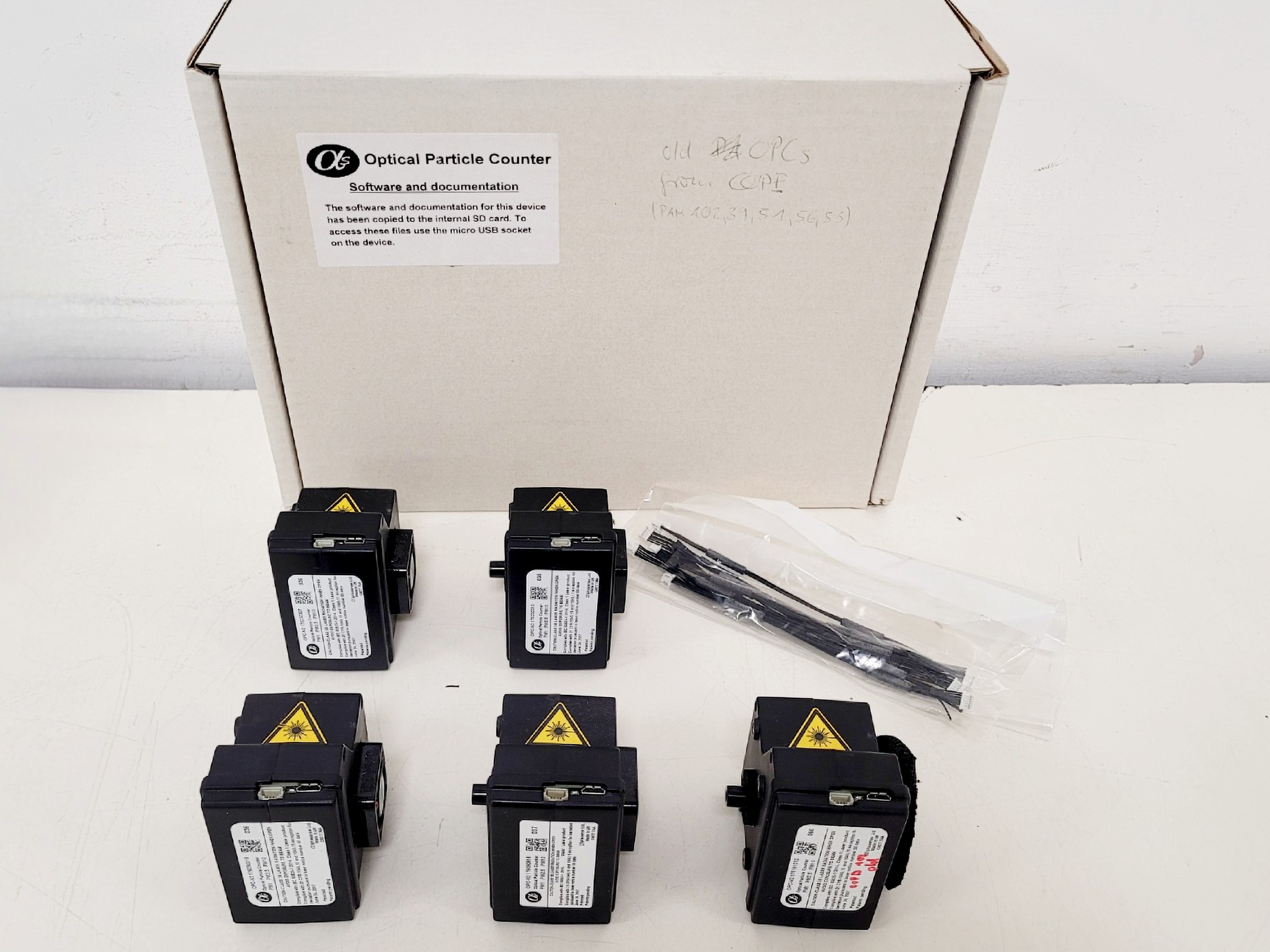 Image of Chromex 250IS Spectrometer w/ Additional Optical Particle Counters