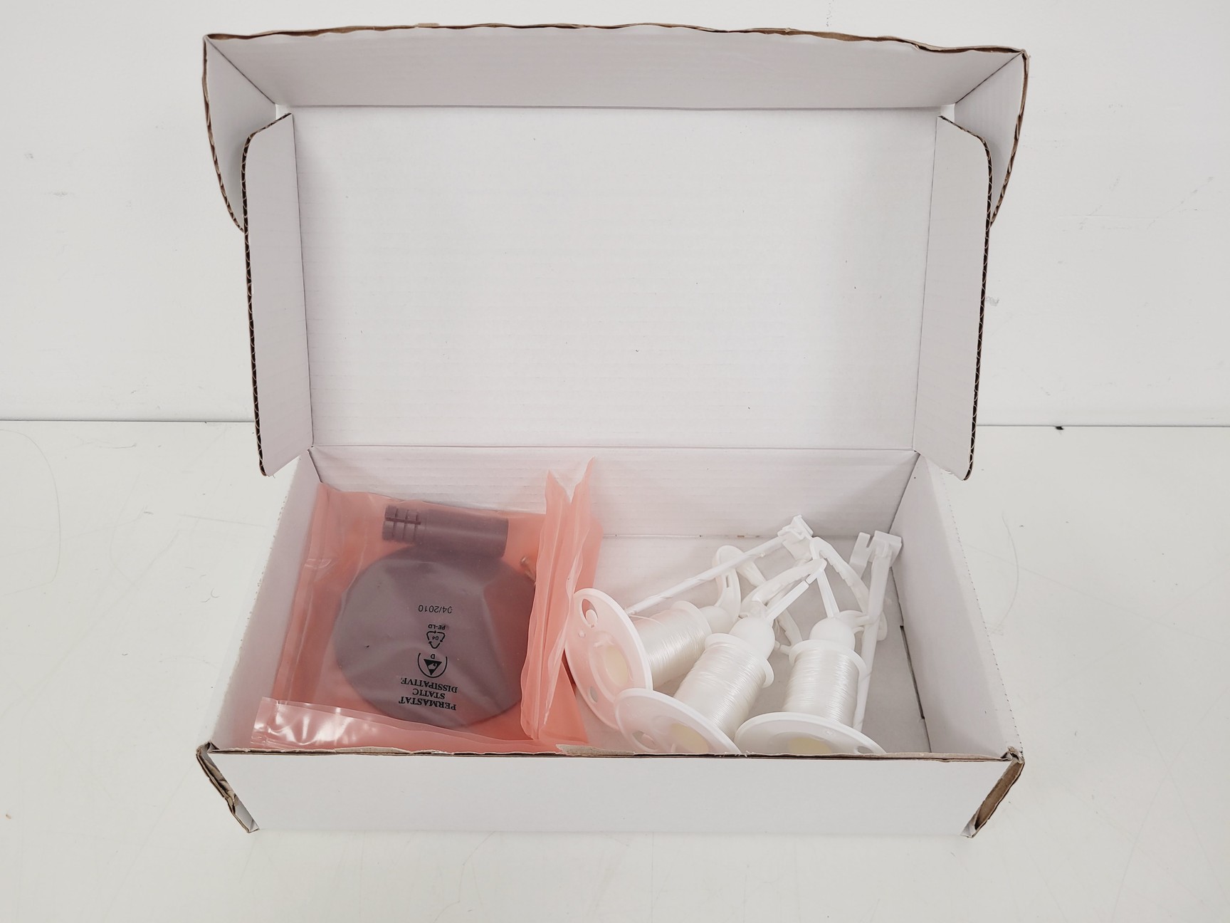 Image of Vaisala MW41 Radio Sounding System with Consumables & Accessories