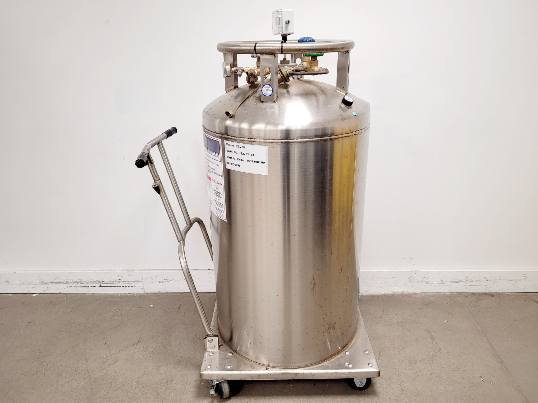 Image of MVE Chart Eurocyl EC230 Liquid Nitrogen Dewar 2022