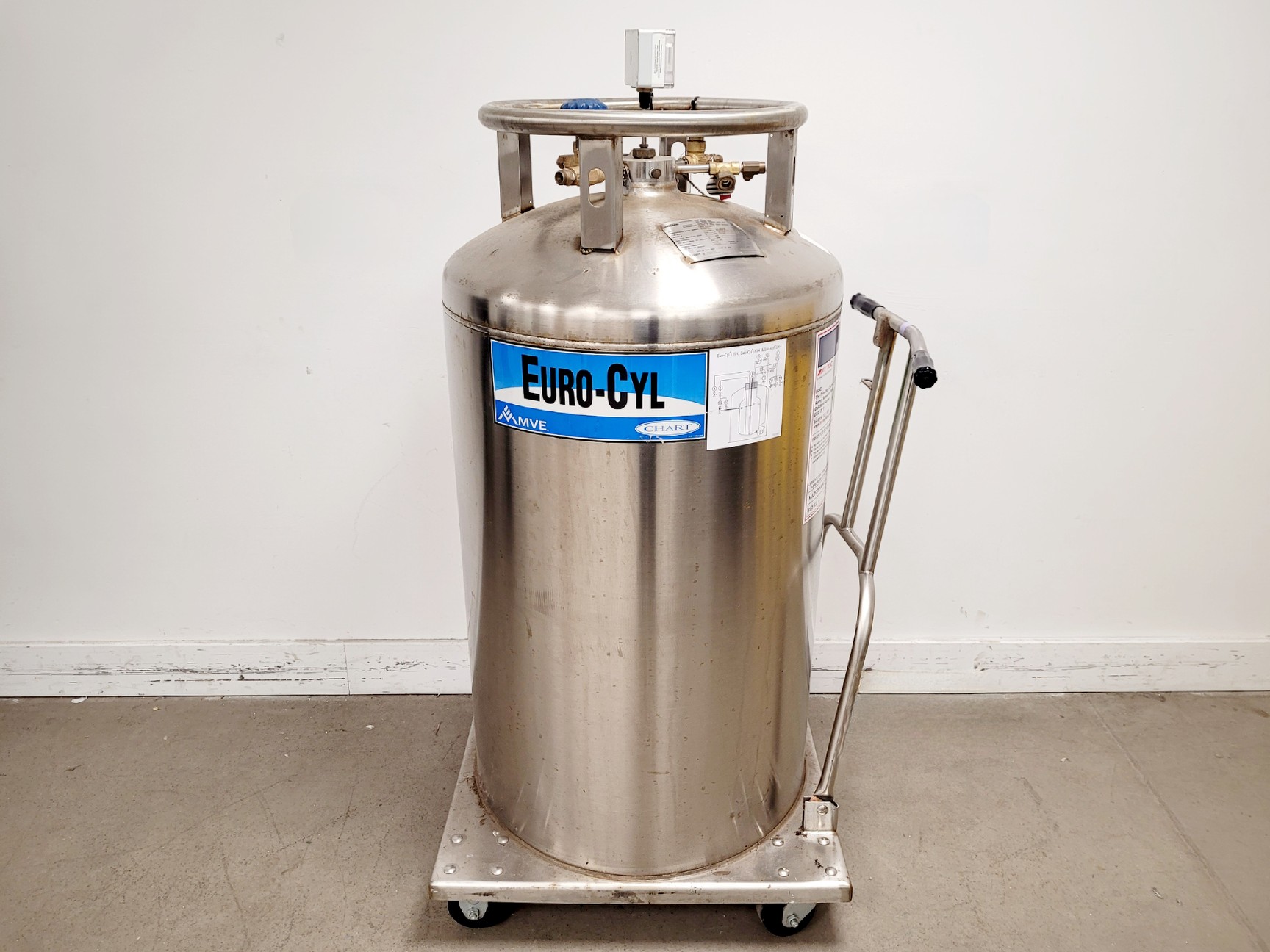 Image of MVE Chart Eurocyl EC230 Liquid Nitrogen Dewar 2022