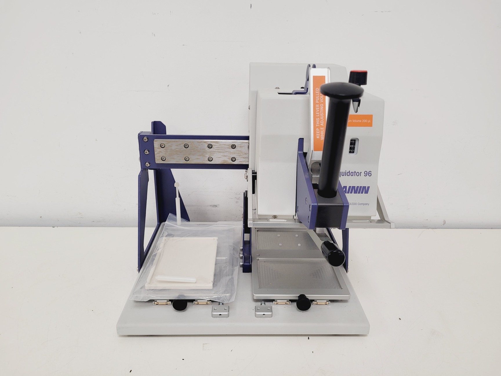 Image of Rainin Liquidator 96 Manual Benchtop Pipetting System