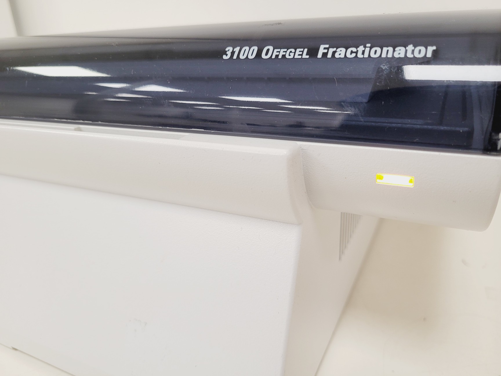 Image of  Agilent 3100 OFFGEL Fractionator G3100A Fraction Collector
